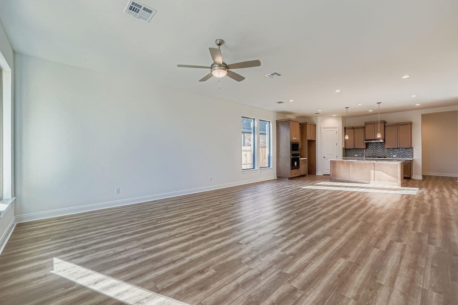 128 Prickly Poppy Loop, Kyle, TX 78640