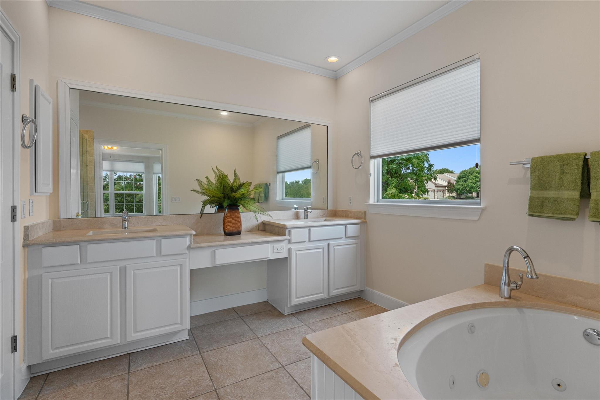 511 Dove Hollow Trl, Georgetown, TX 78633