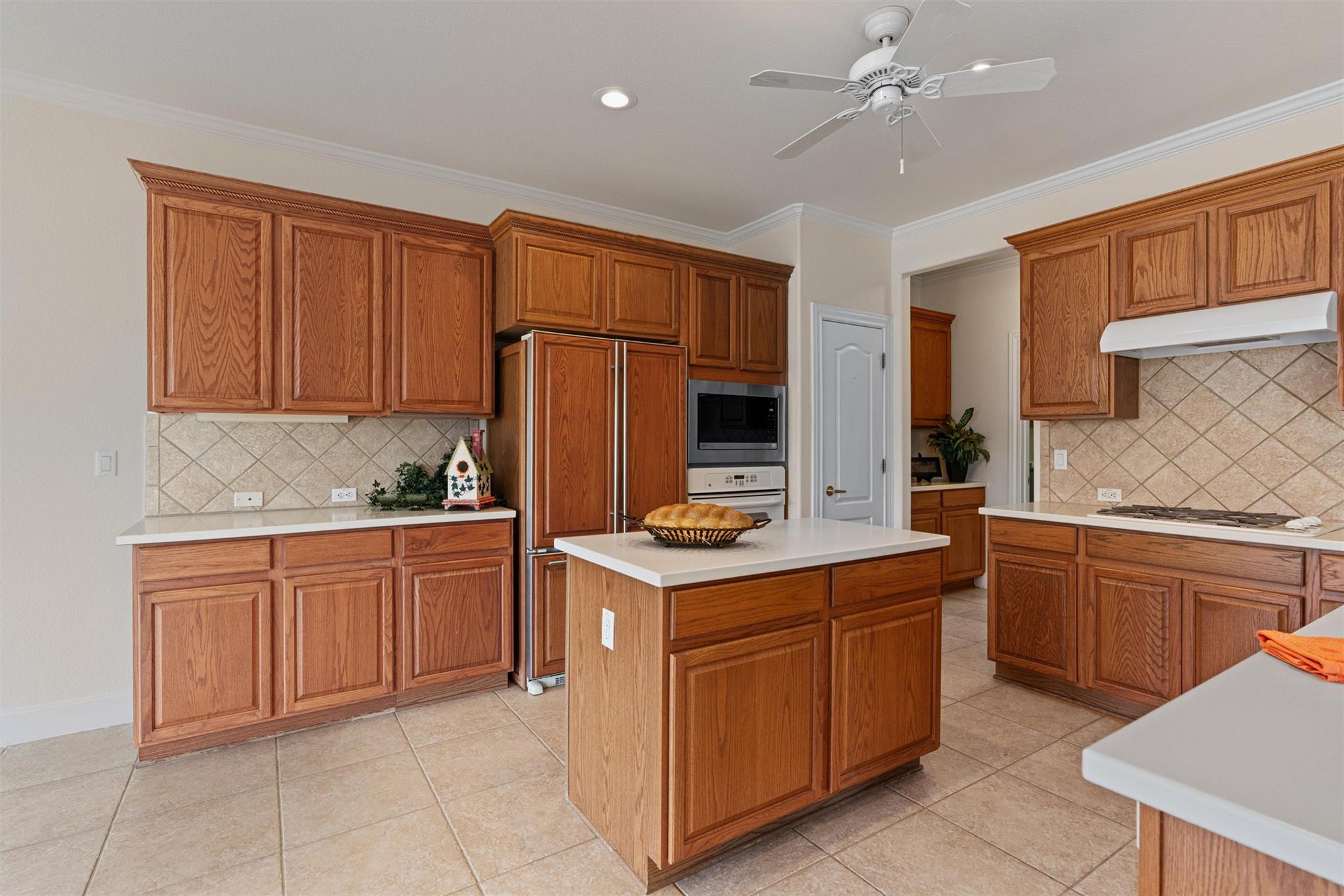 511 Dove Hollow Trl, Georgetown, TX 78633