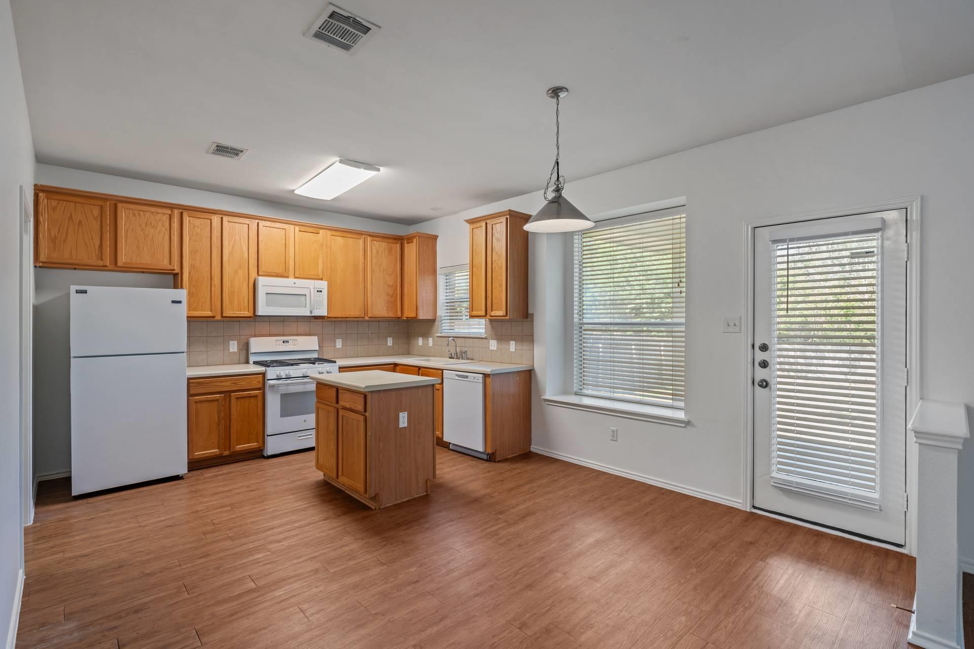 3112 Blue Ridge Dr, Round Rock, TX 78681