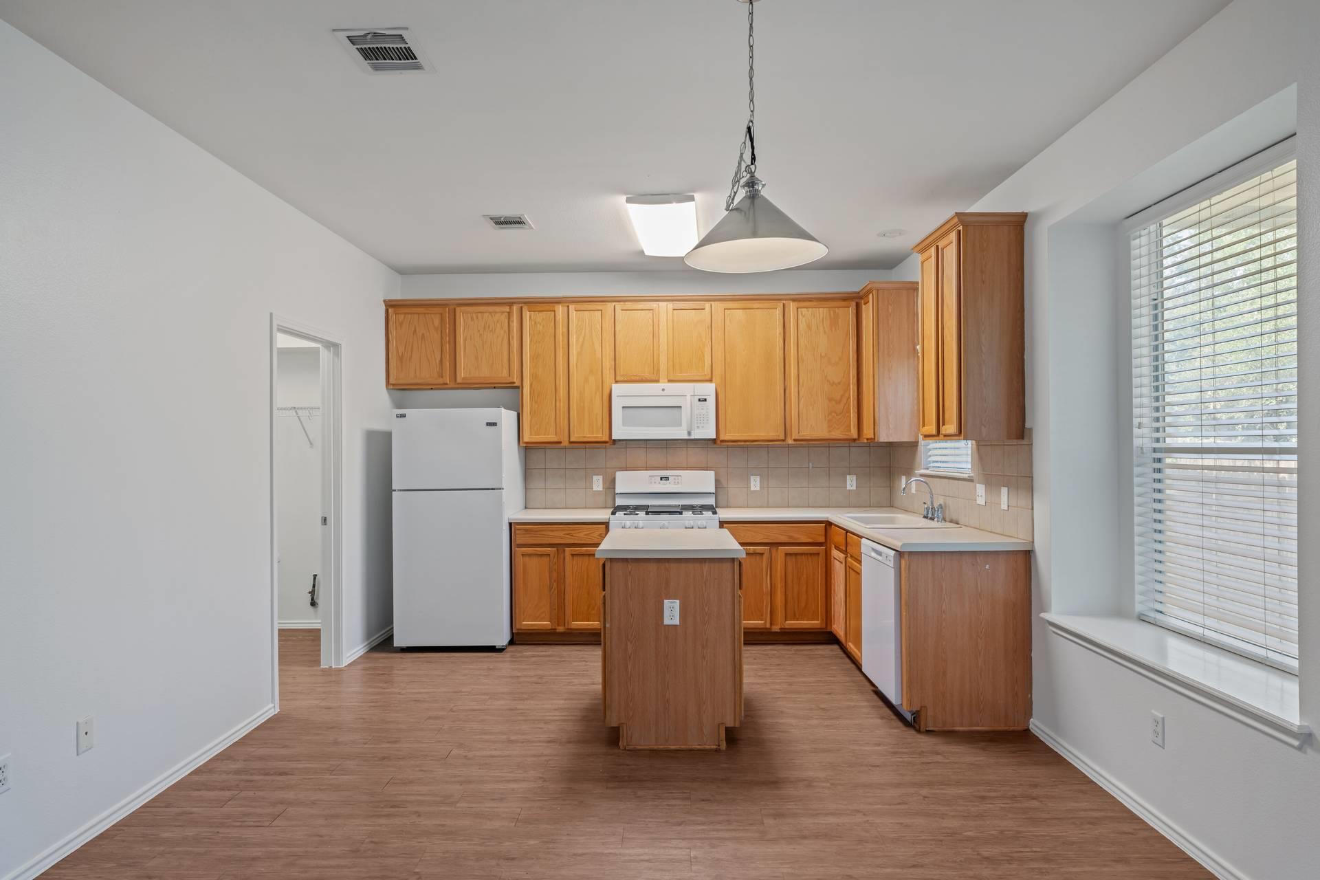 3112 Blue Ridge Dr, Round Rock, TX 78681