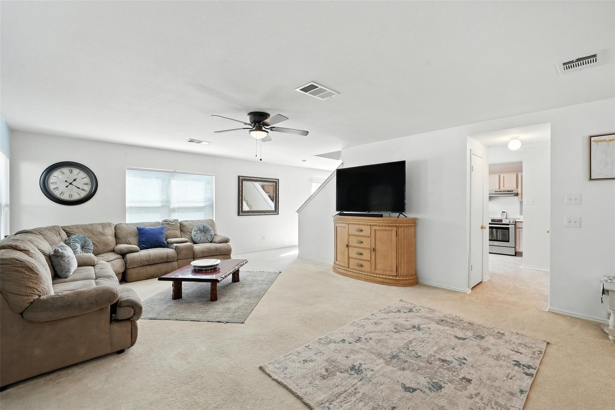 13024 Lofton Cliff Dr, Del Valle, TX 78617