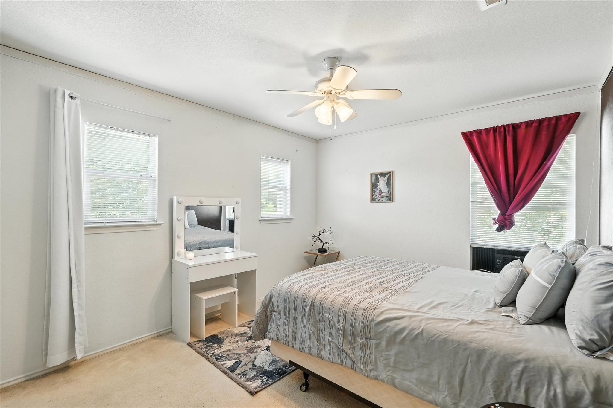 13024 Lofton Cliff Dr, Del Valle, TX 78617