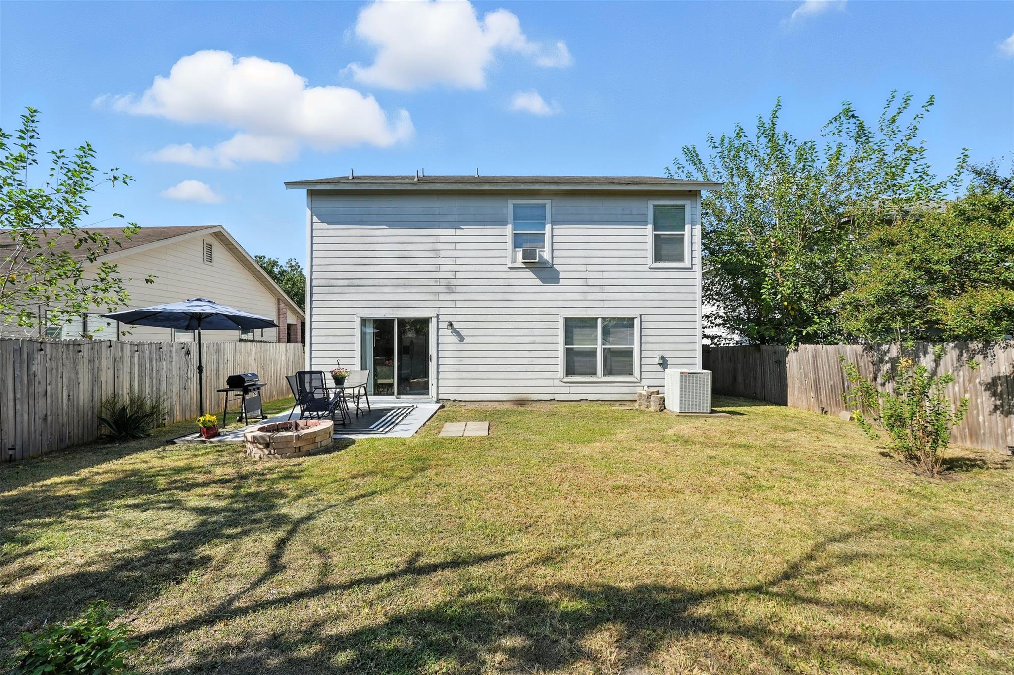 13024 Lofton Cliff Dr, Del Valle, TX 78617