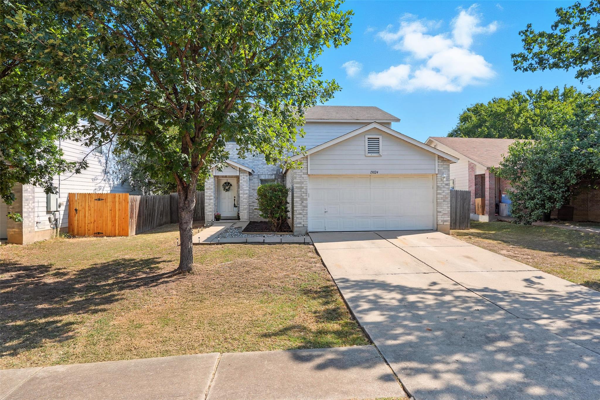 13024 Lofton Cliff Dr, Del Valle, TX 78617