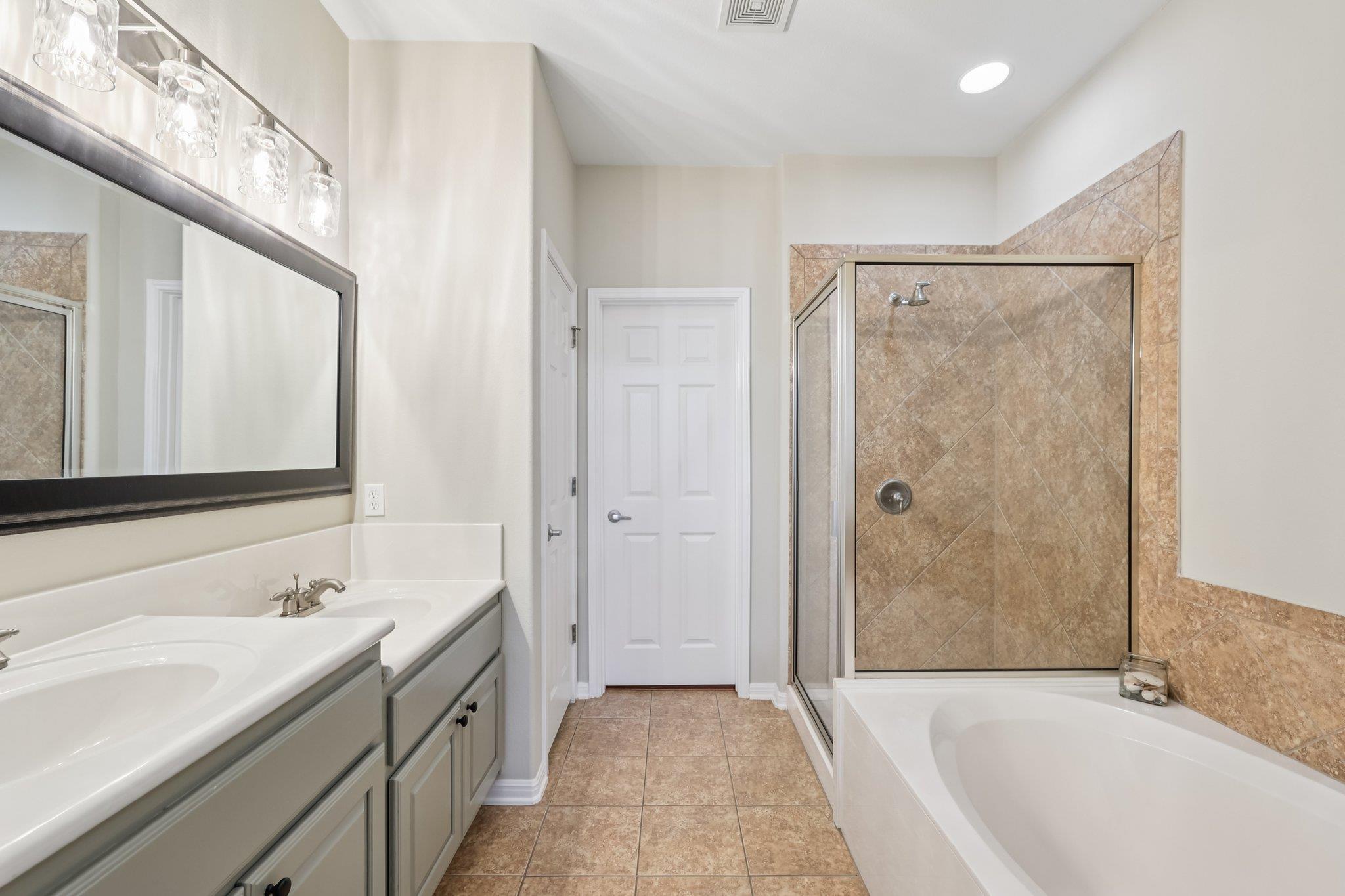 7901 Southwest Pkwy # 21, Austin, TX 78735