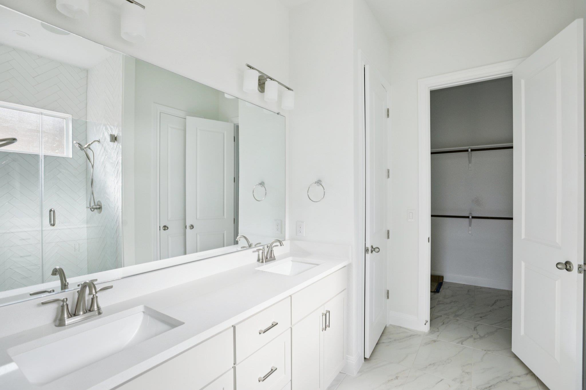 214 San Saba Dr, Buda, TX 78610