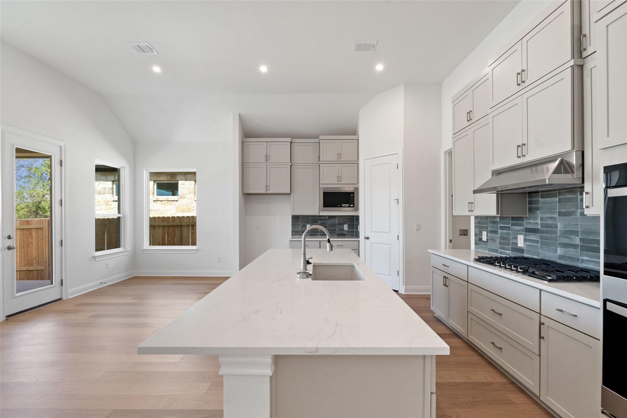 214 San Saba Dr, Buda, TX 78610