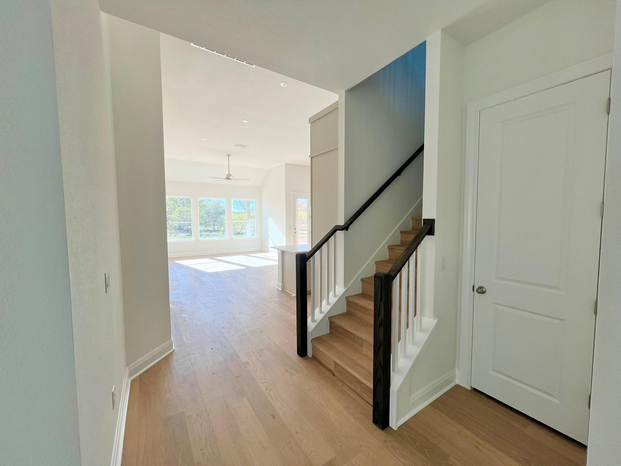 214 San Saba Dr, Buda, TX 78610