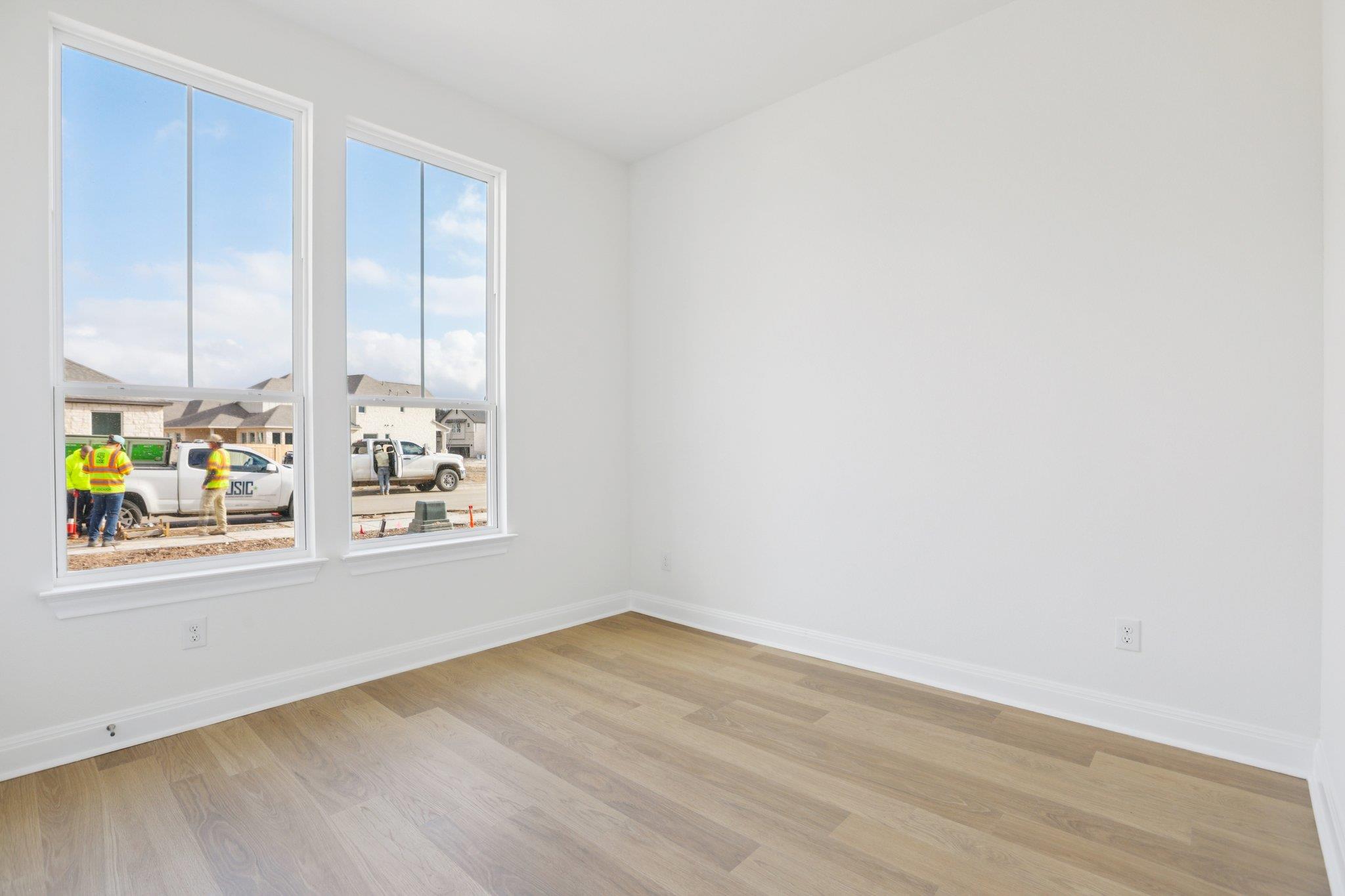 214 San Saba Dr, Buda, TX 78610