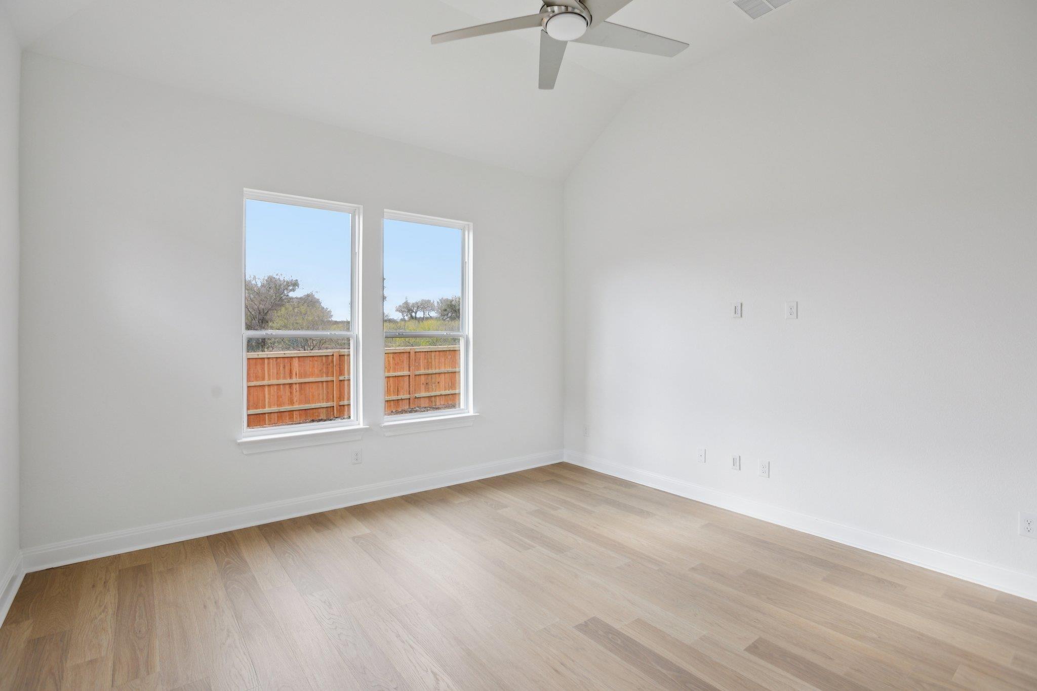 214 San Saba Dr, Buda, TX 78610