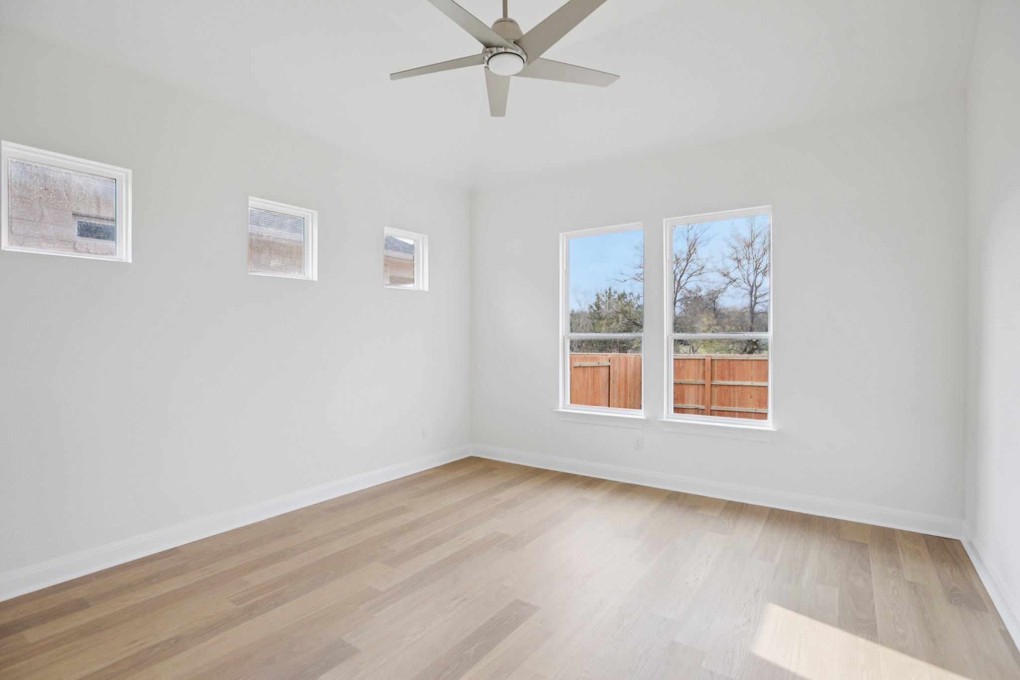 214 San Saba Dr, Buda, TX 78610