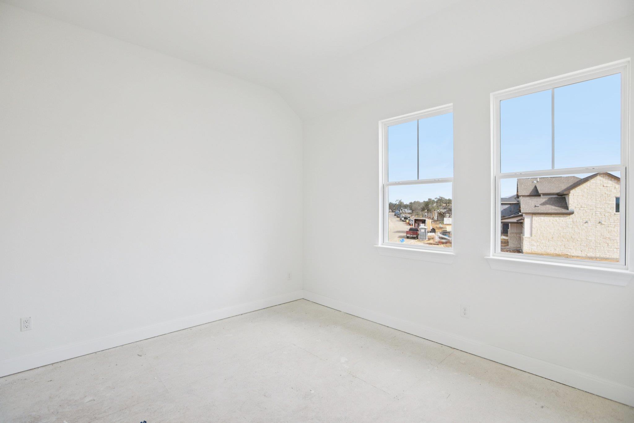 214 San Saba Dr, Buda, TX 78610