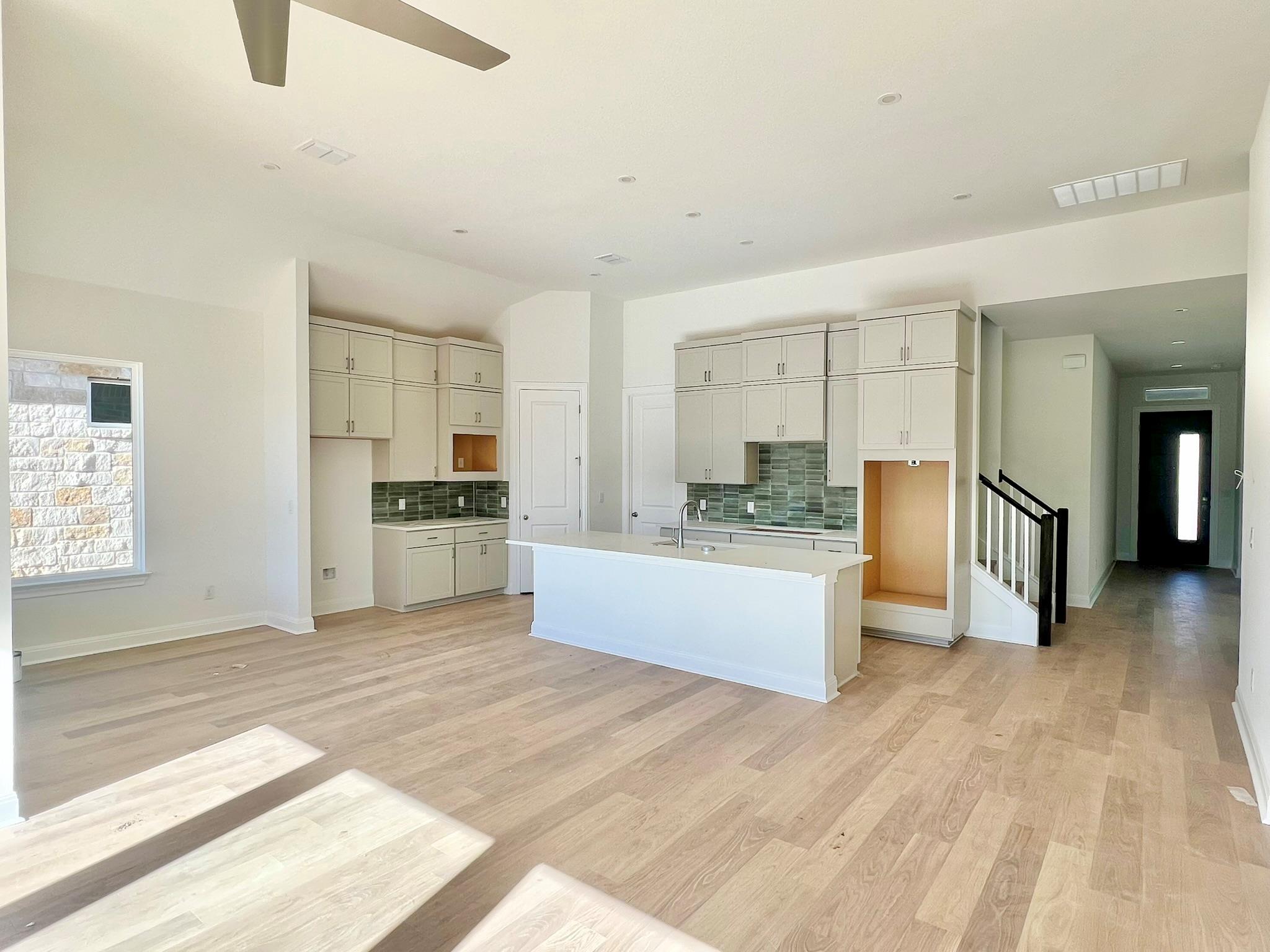 214 San Saba Dr, Buda, TX 78610