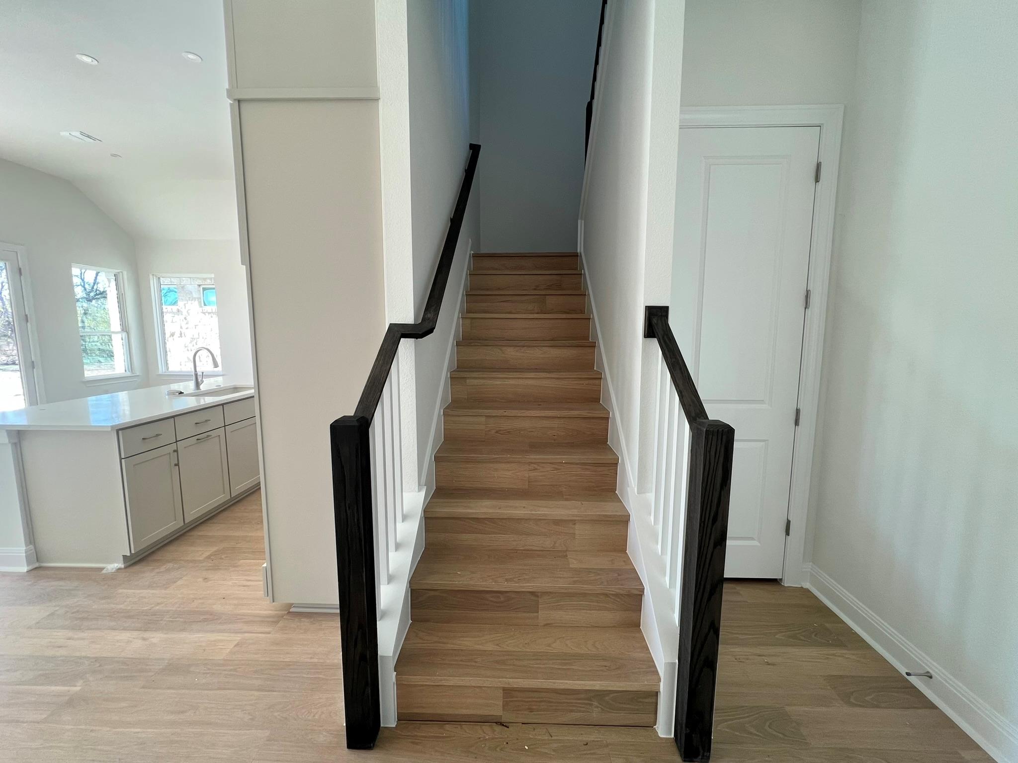 214 San Saba Dr, Buda, TX 78610