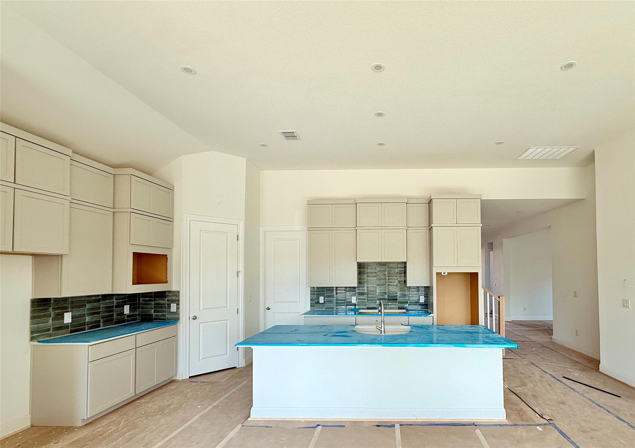 214 San Saba Dr, Buda, TX 78610