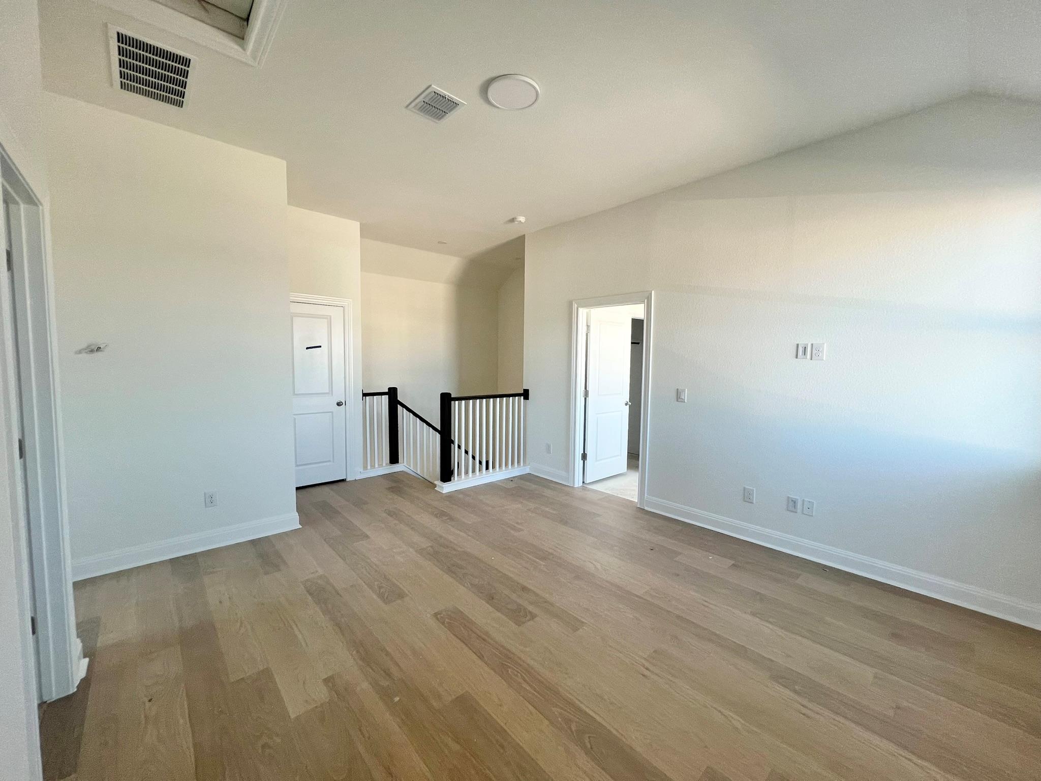 214 San Saba Dr, Buda, TX 78610