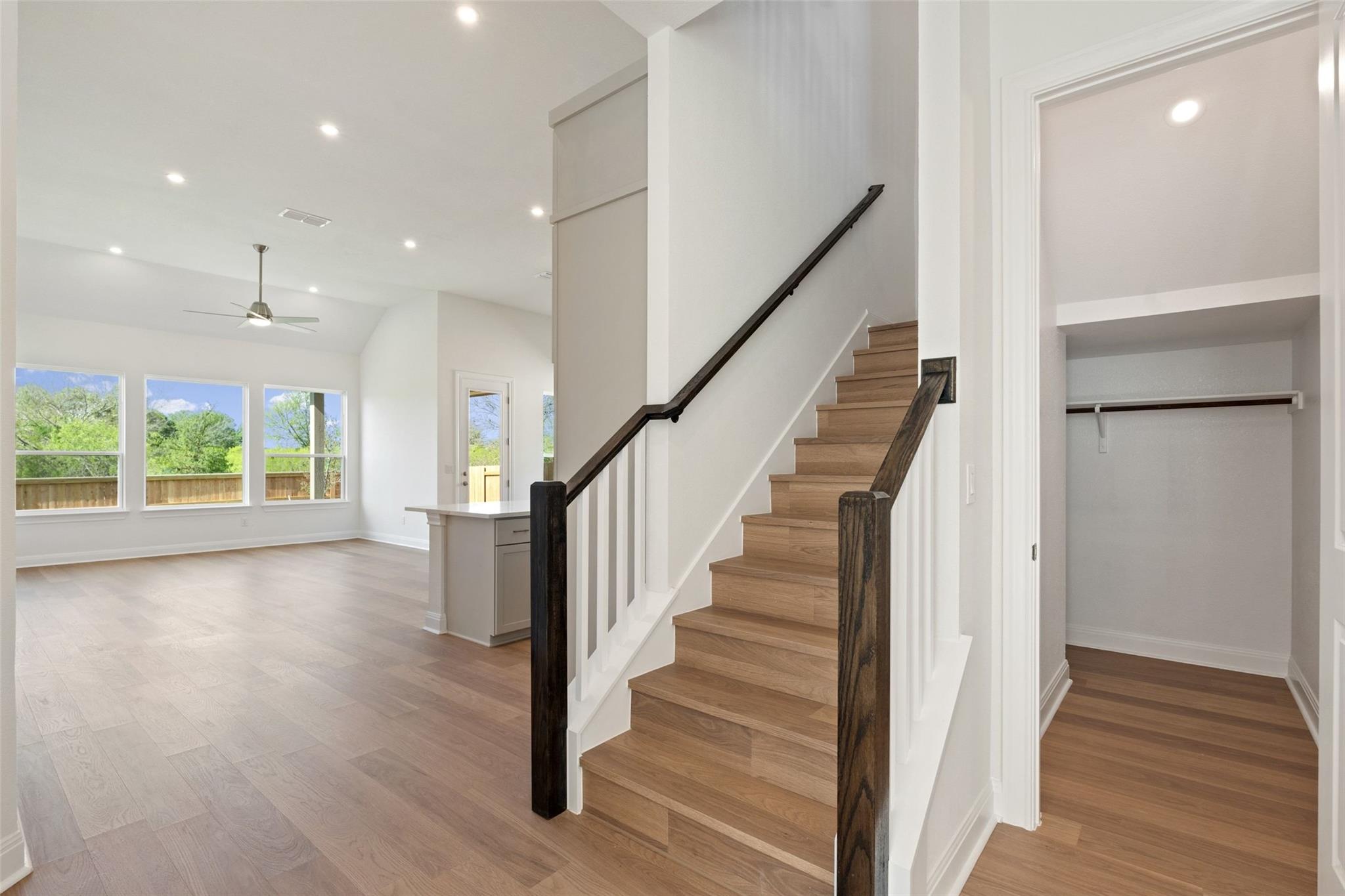 214 San Saba Dr, Buda, TX 78610