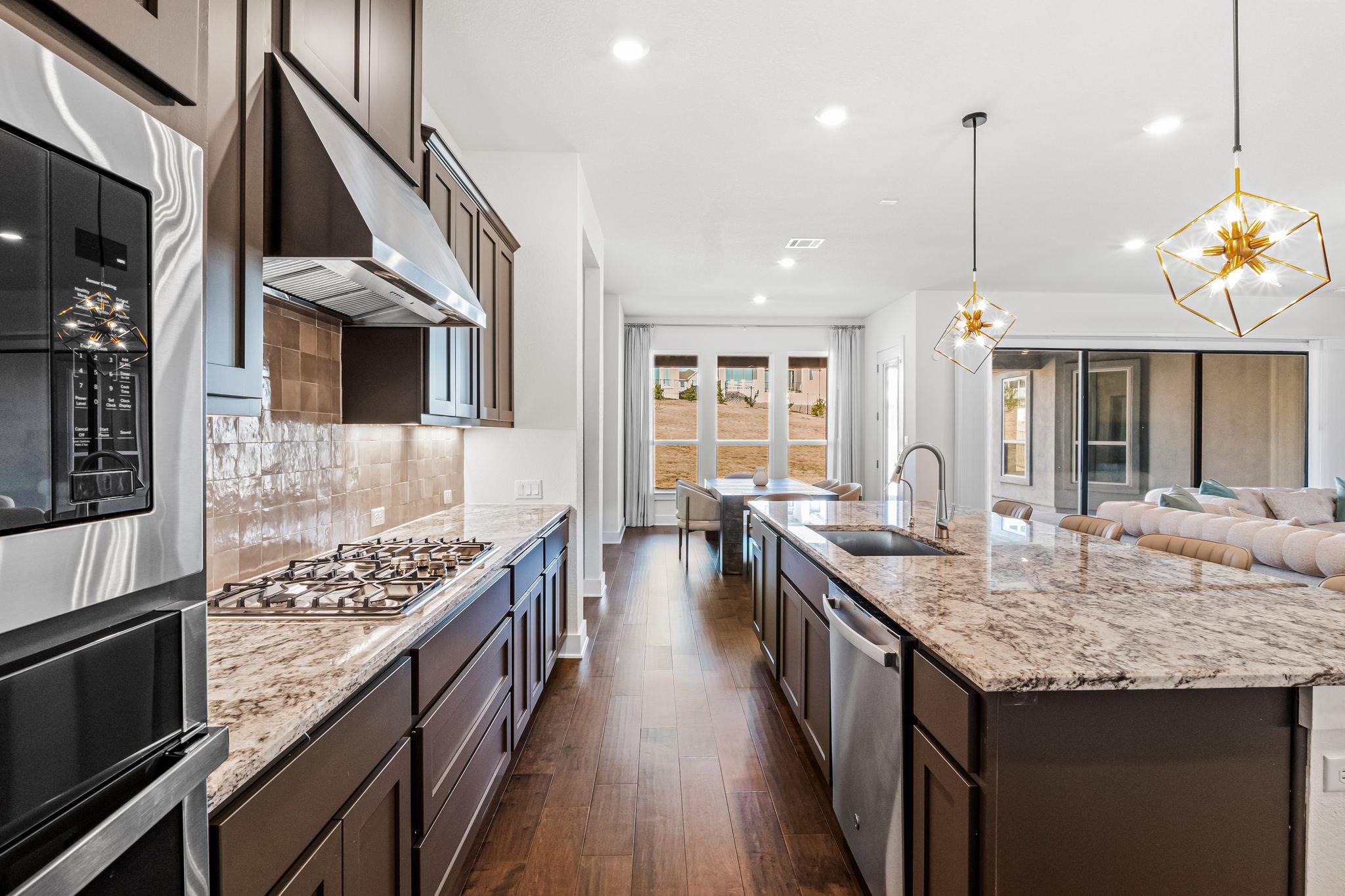 921 Trevi Fontana Dr, Leander, TX 78641