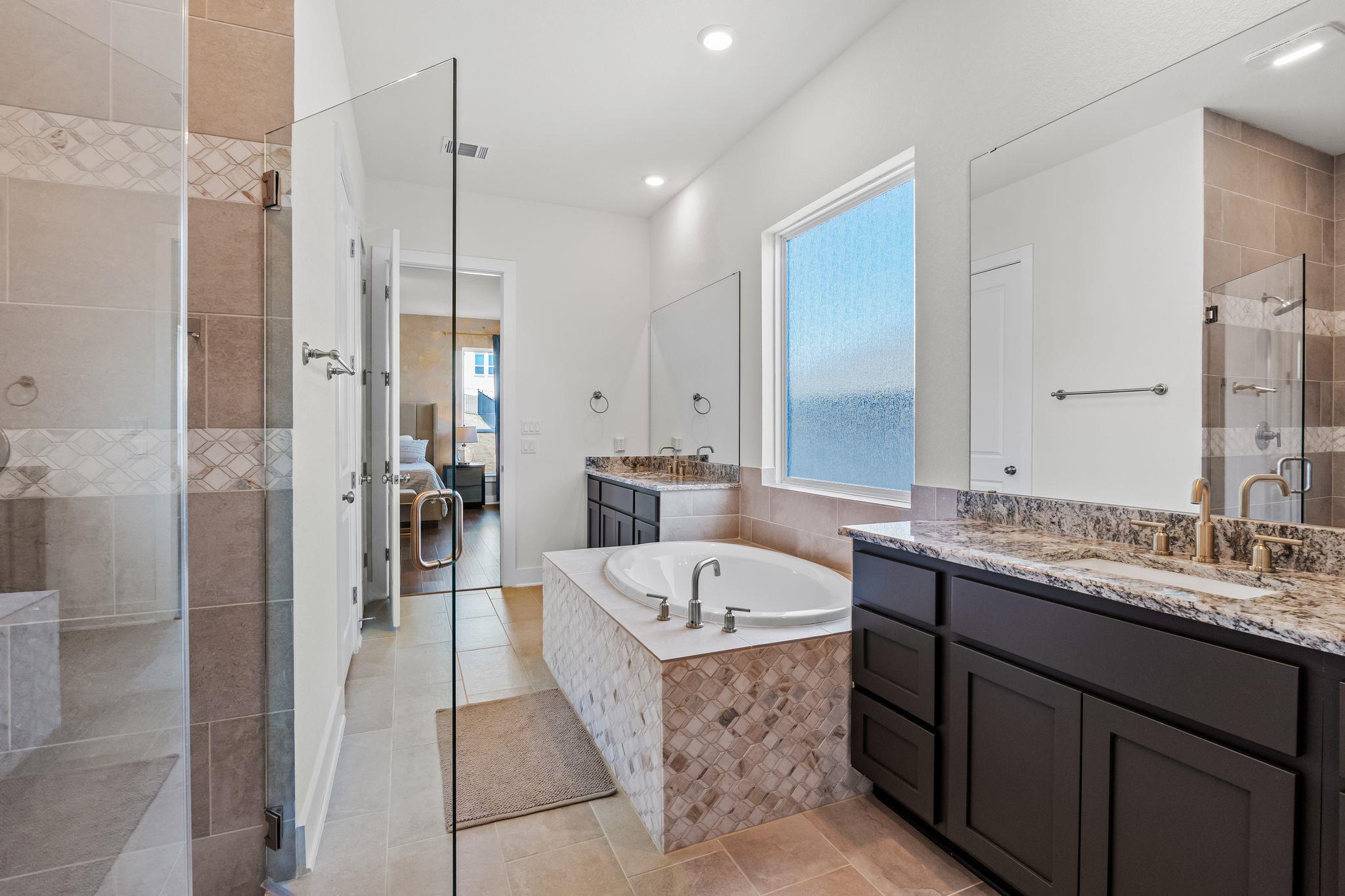 921 Trevi Fontana Dr, Leander, TX 78641