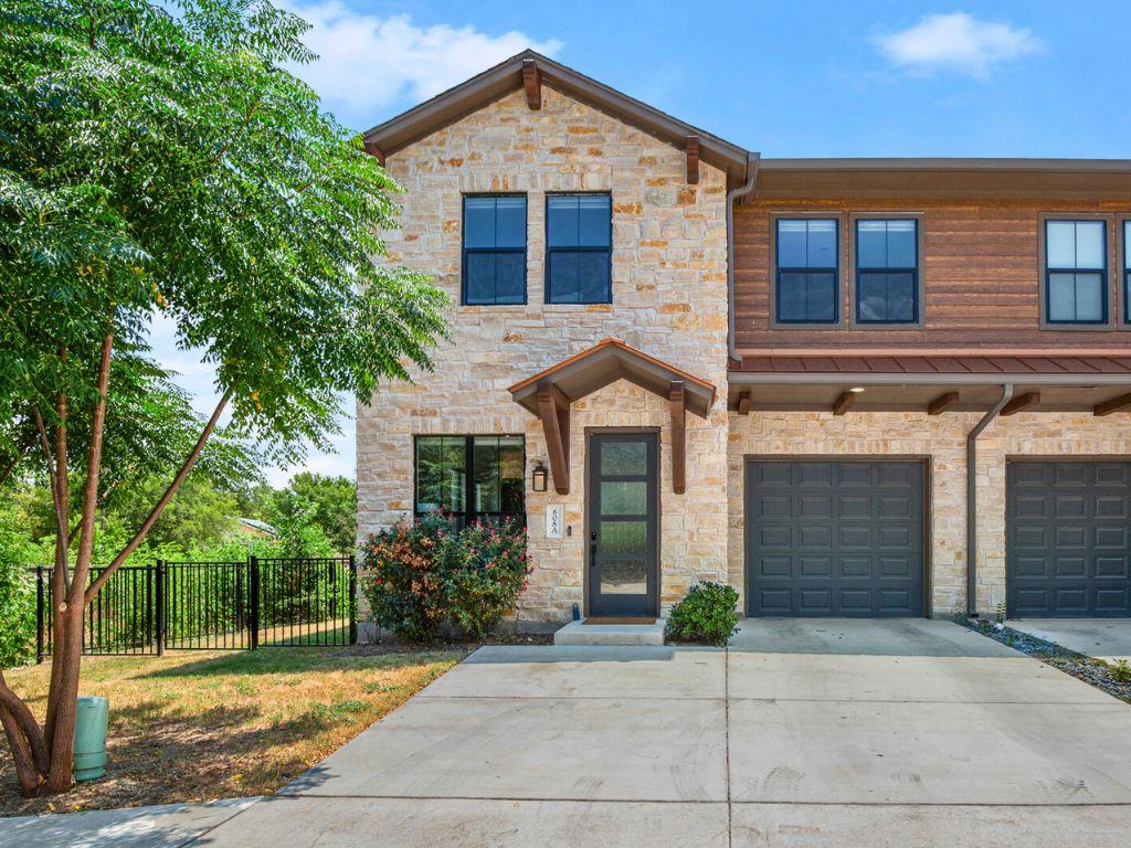 808A E 17th St, Georgetown, TX 78626