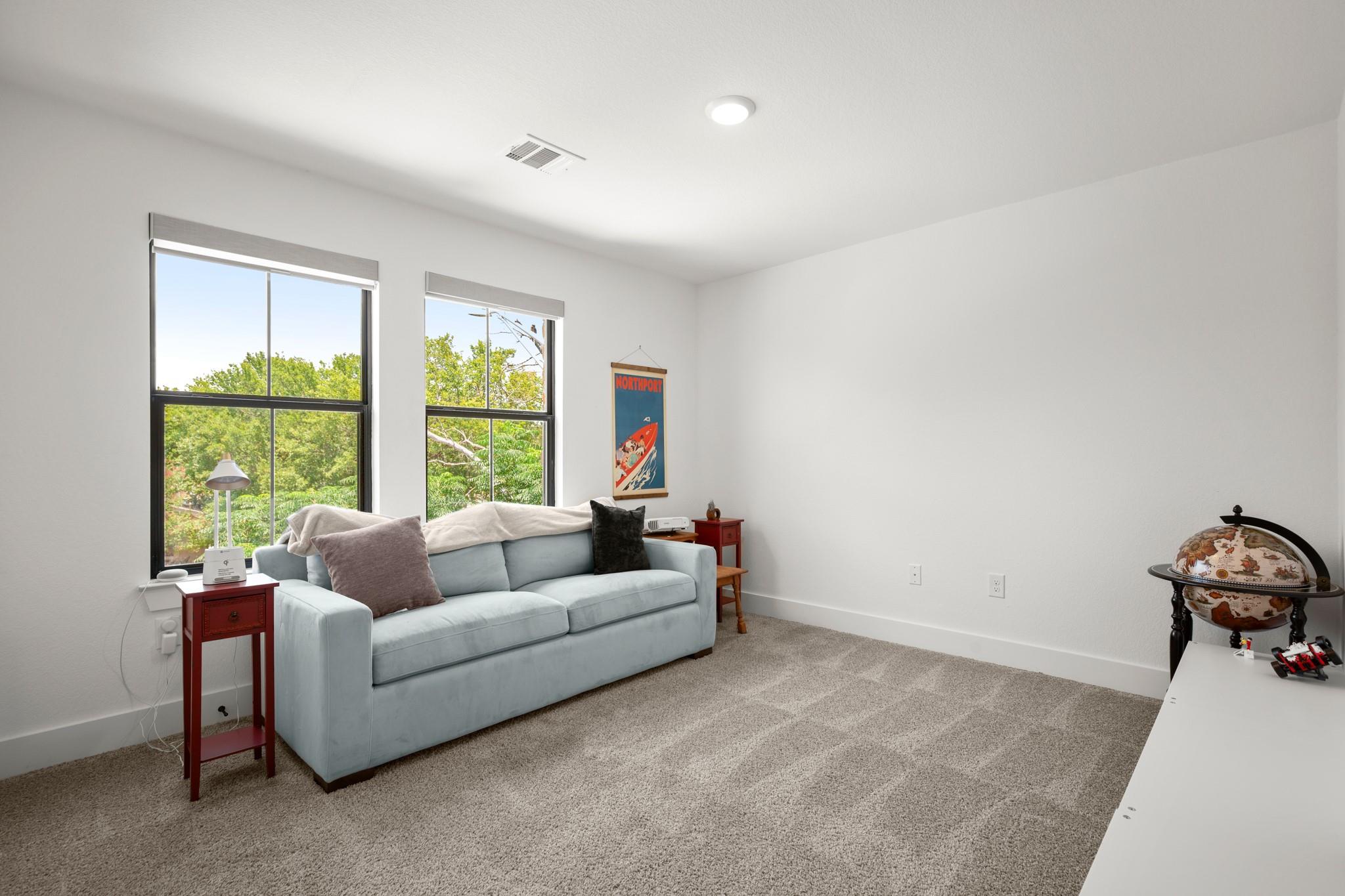 808A E 17th St, Georgetown, TX 78626