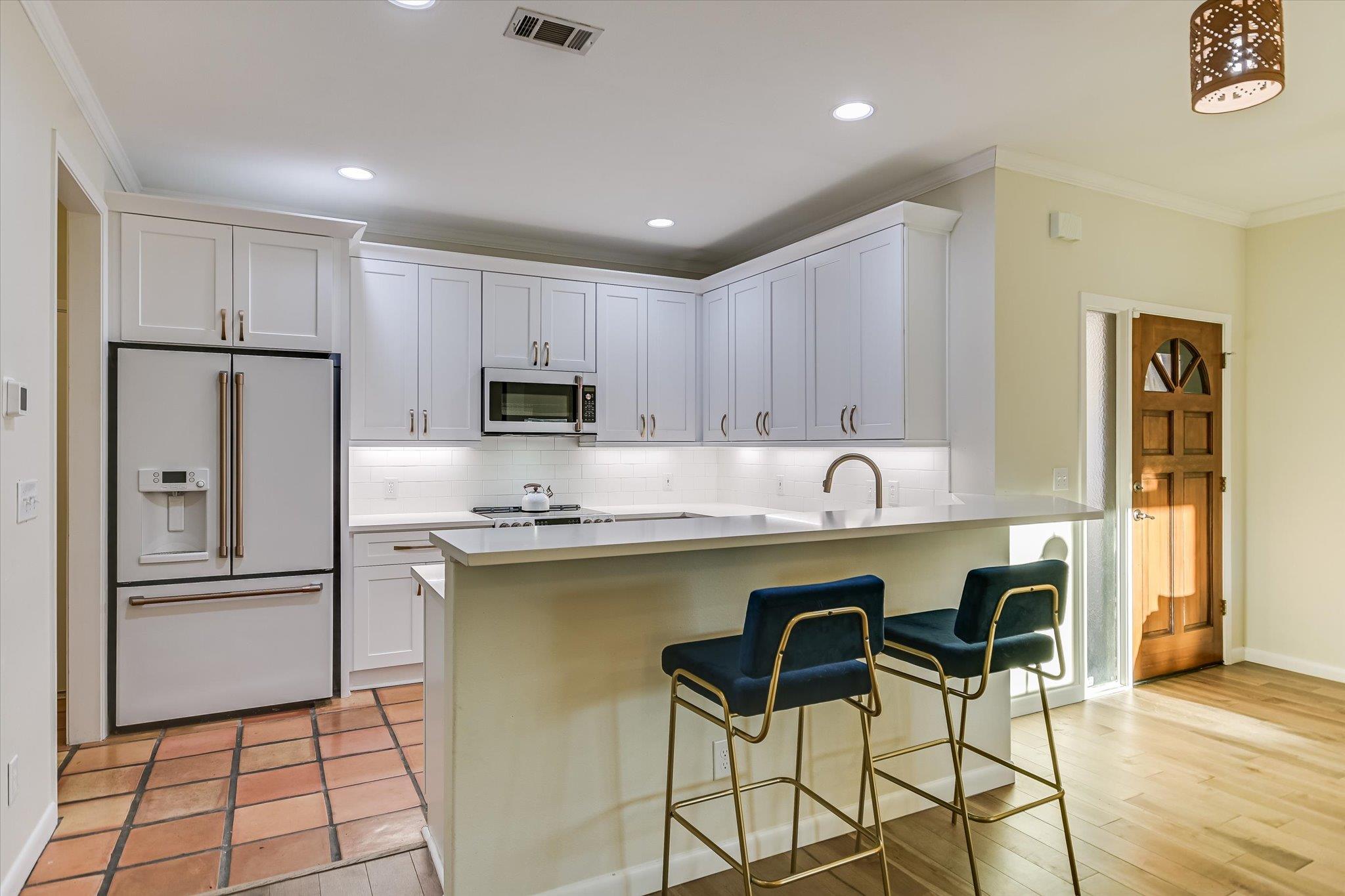 5507 Oakwood Cv # A-2, Austin, TX 78731