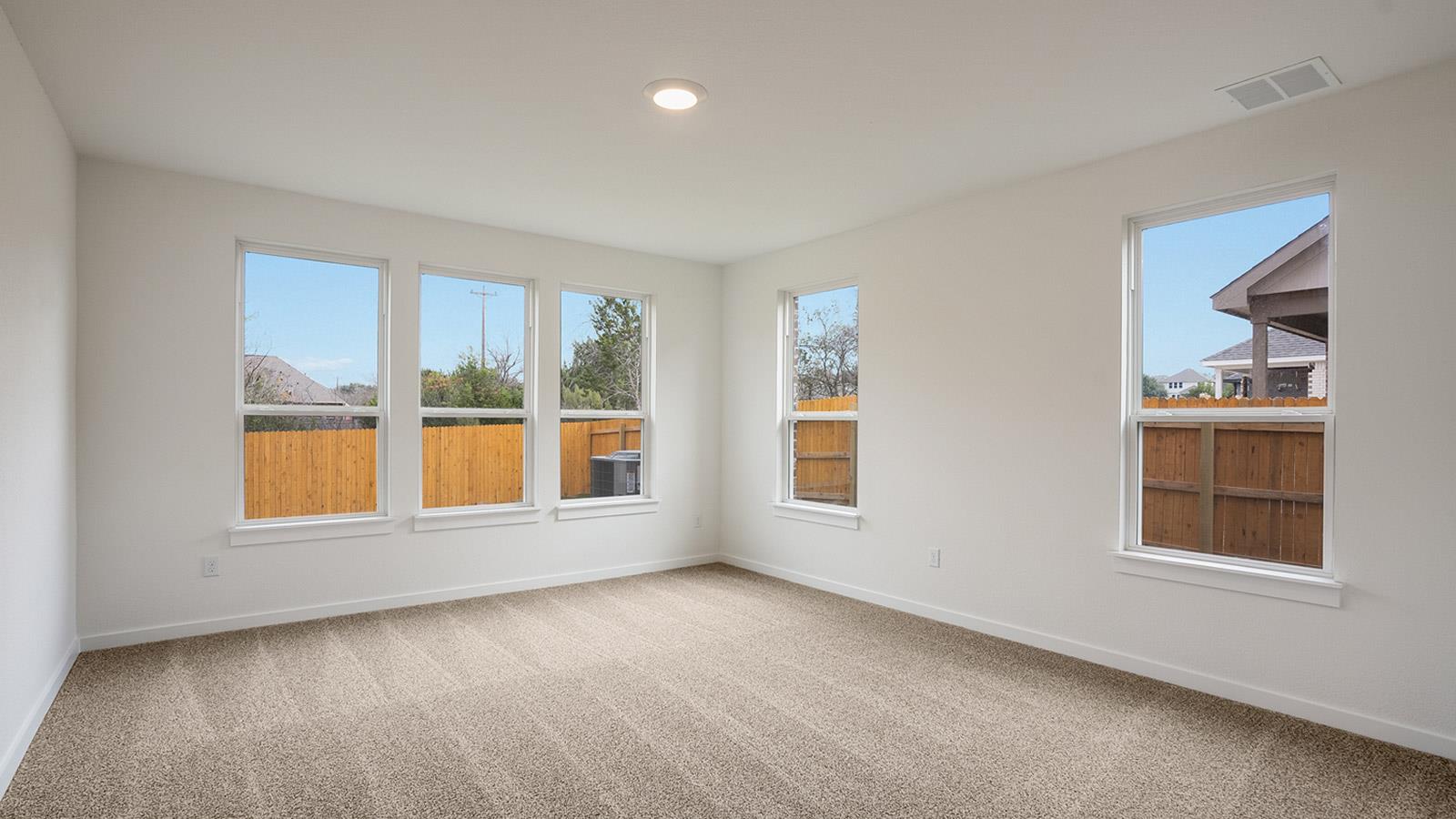 517 Prairie Wind Dr, Leander, TX 78641