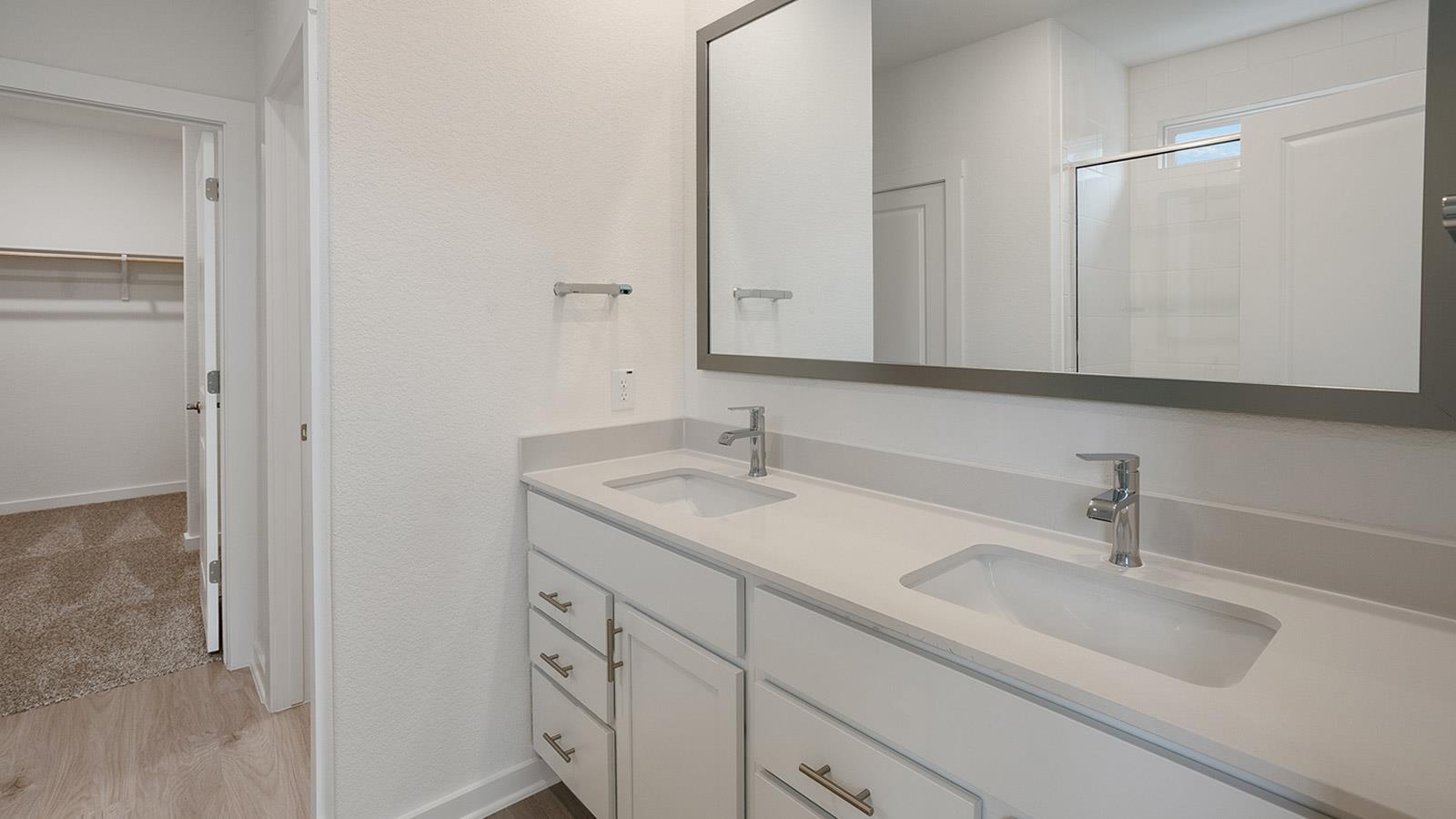 517 Prairie Wind Dr, Leander, TX 78641