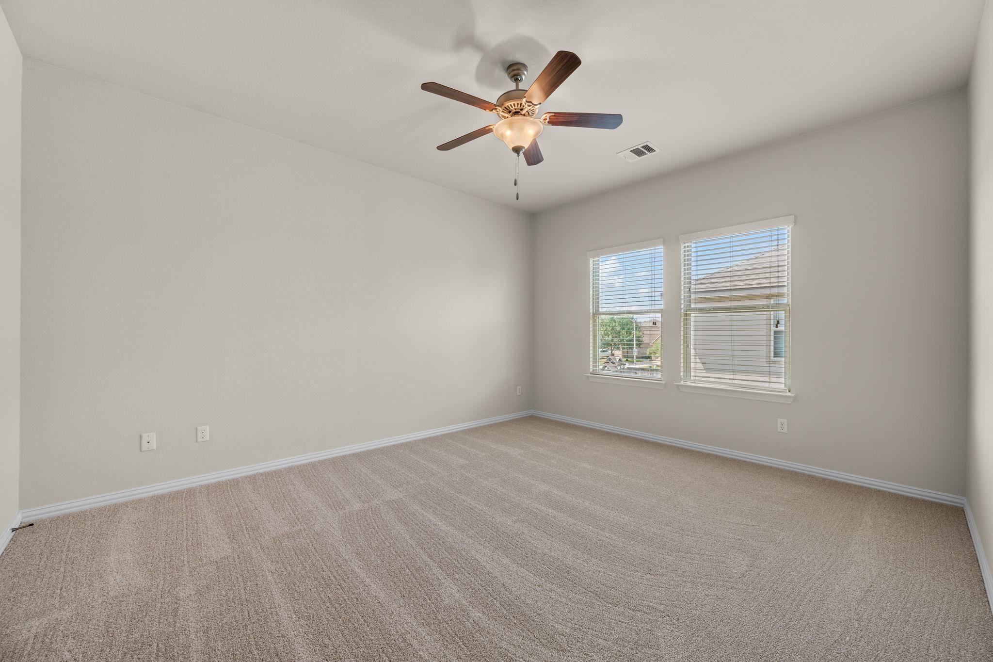 401 Mourning Dove Ln, Leander, TX 78641