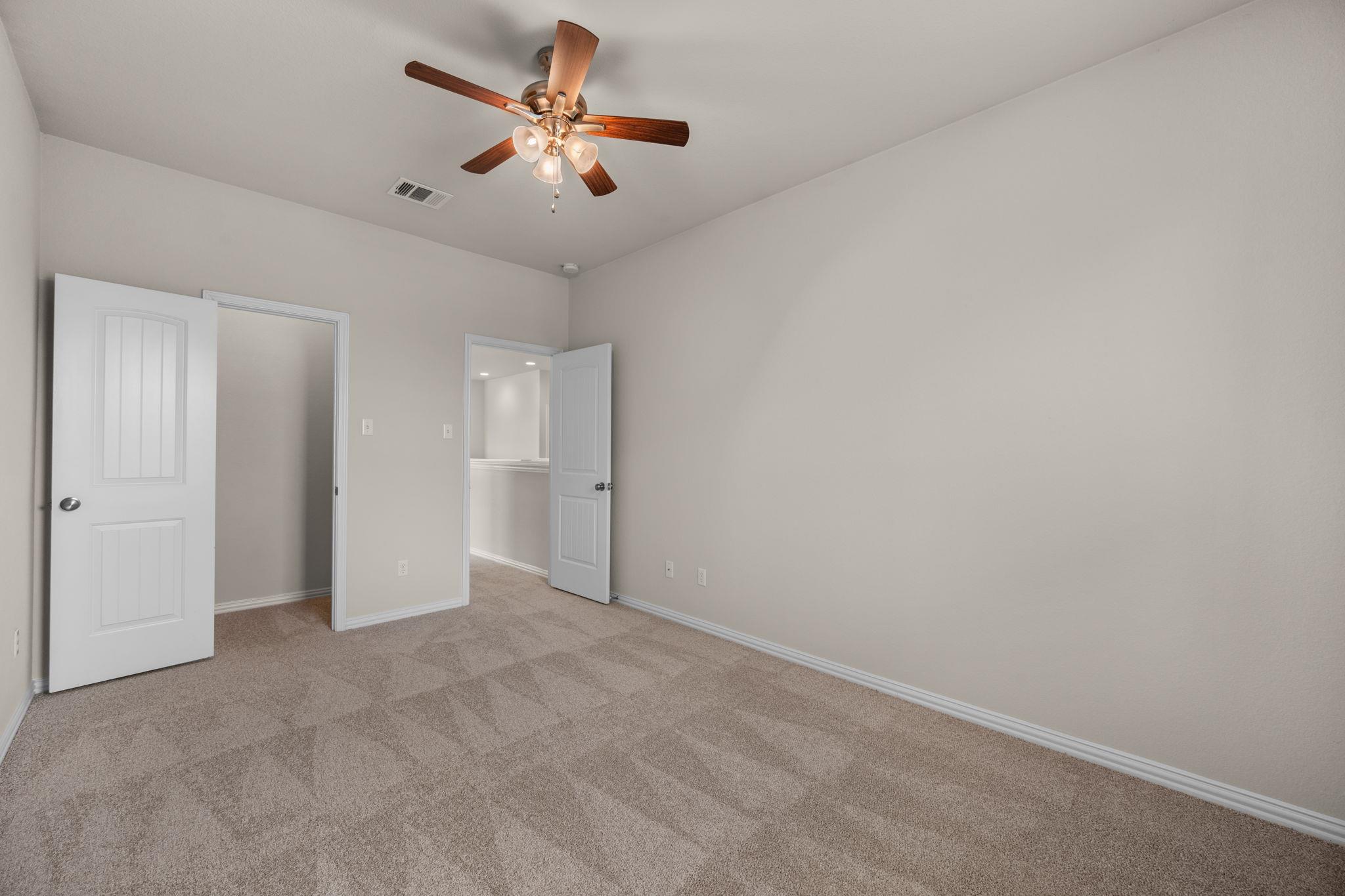 401 Mourning Dove Ln, Leander, TX 78641