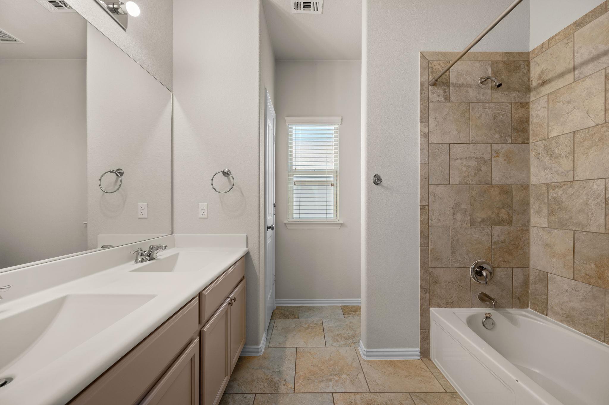 401 Mourning Dove Ln, Leander, TX 78641