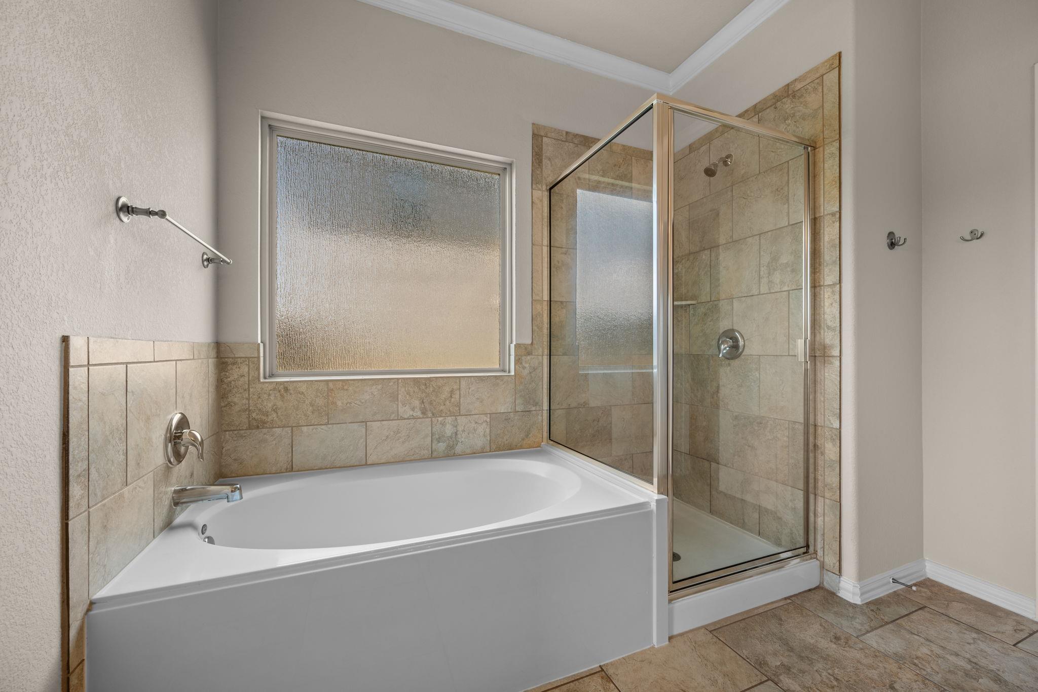 401 Mourning Dove Ln, Leander, TX 78641