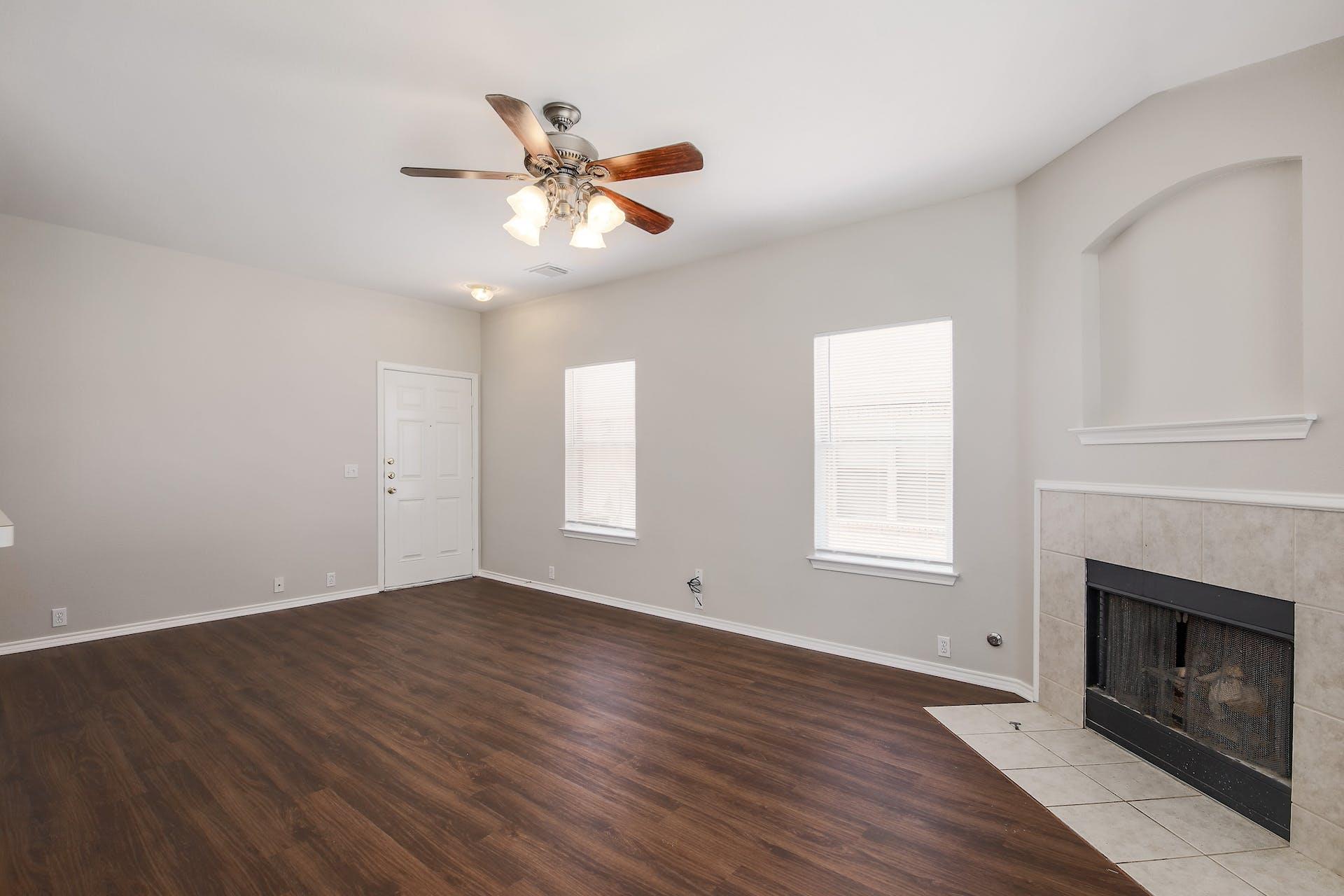 14904 Antique Finish Dr, Pflugerville, TX 78660