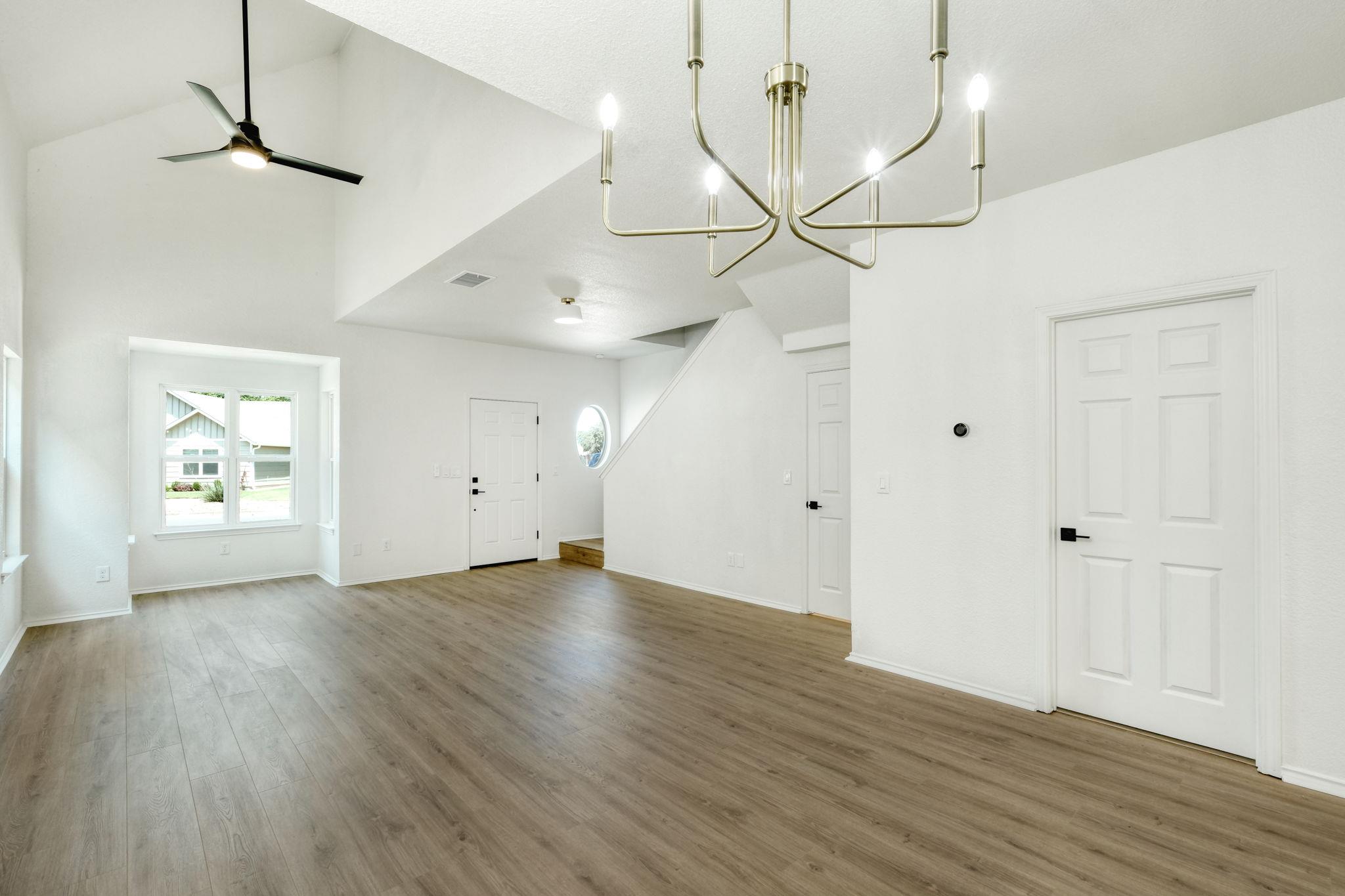 1006 E 3rd St, Georgetown, TX 78626