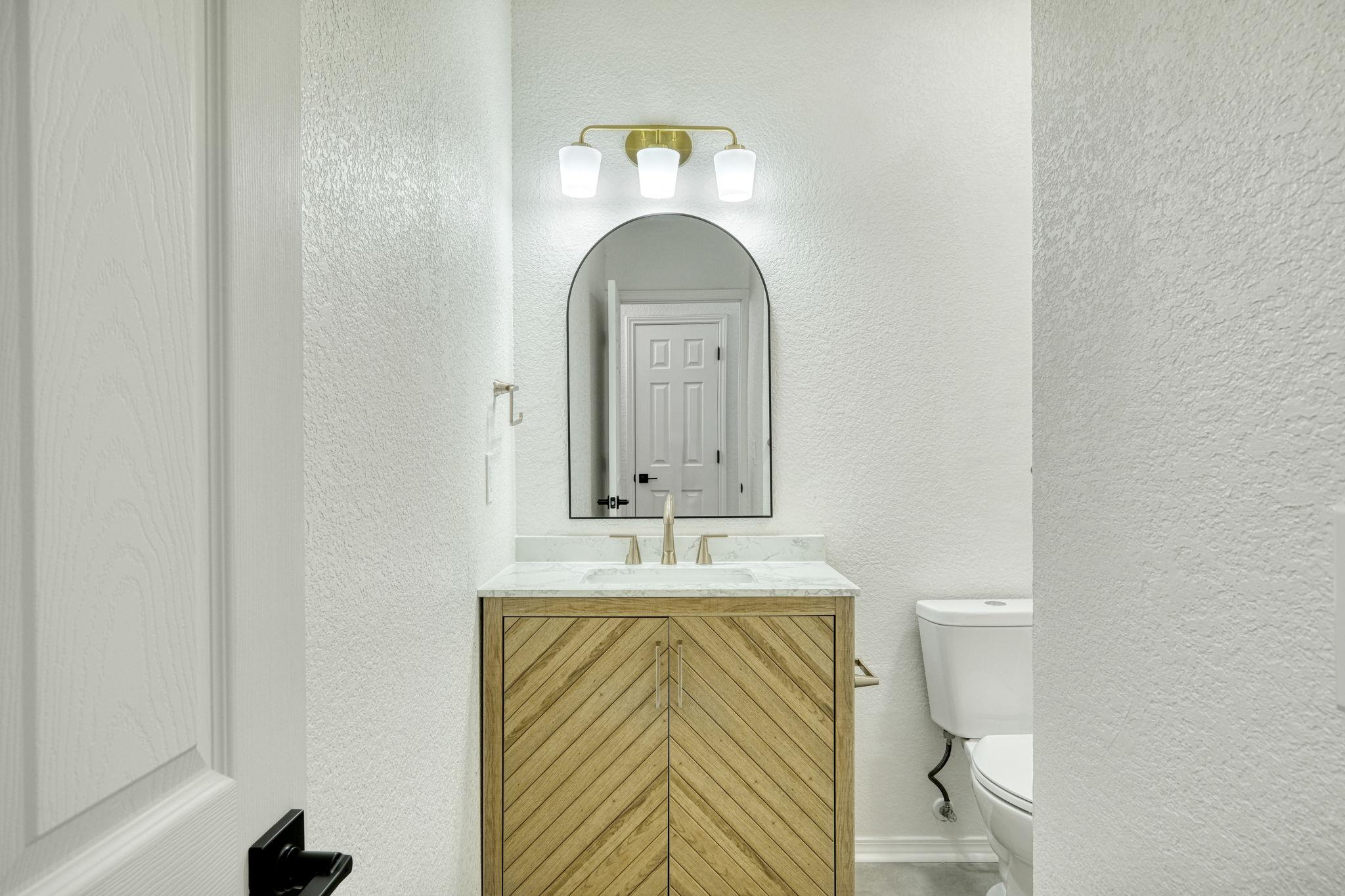 1006 E 3rd St, Georgetown, TX 78626