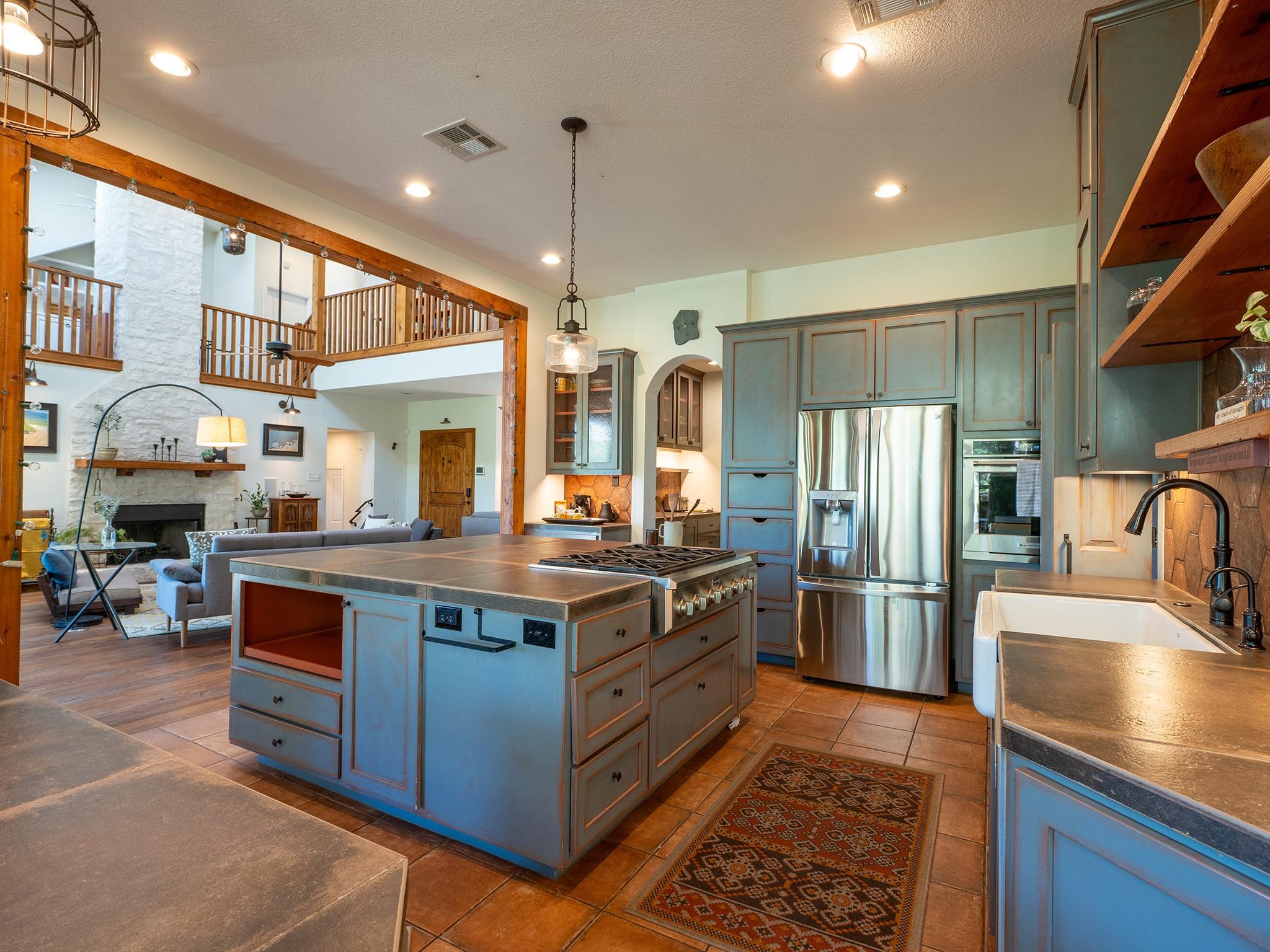 10731 CASSIA Dr, Austin, TX 78759