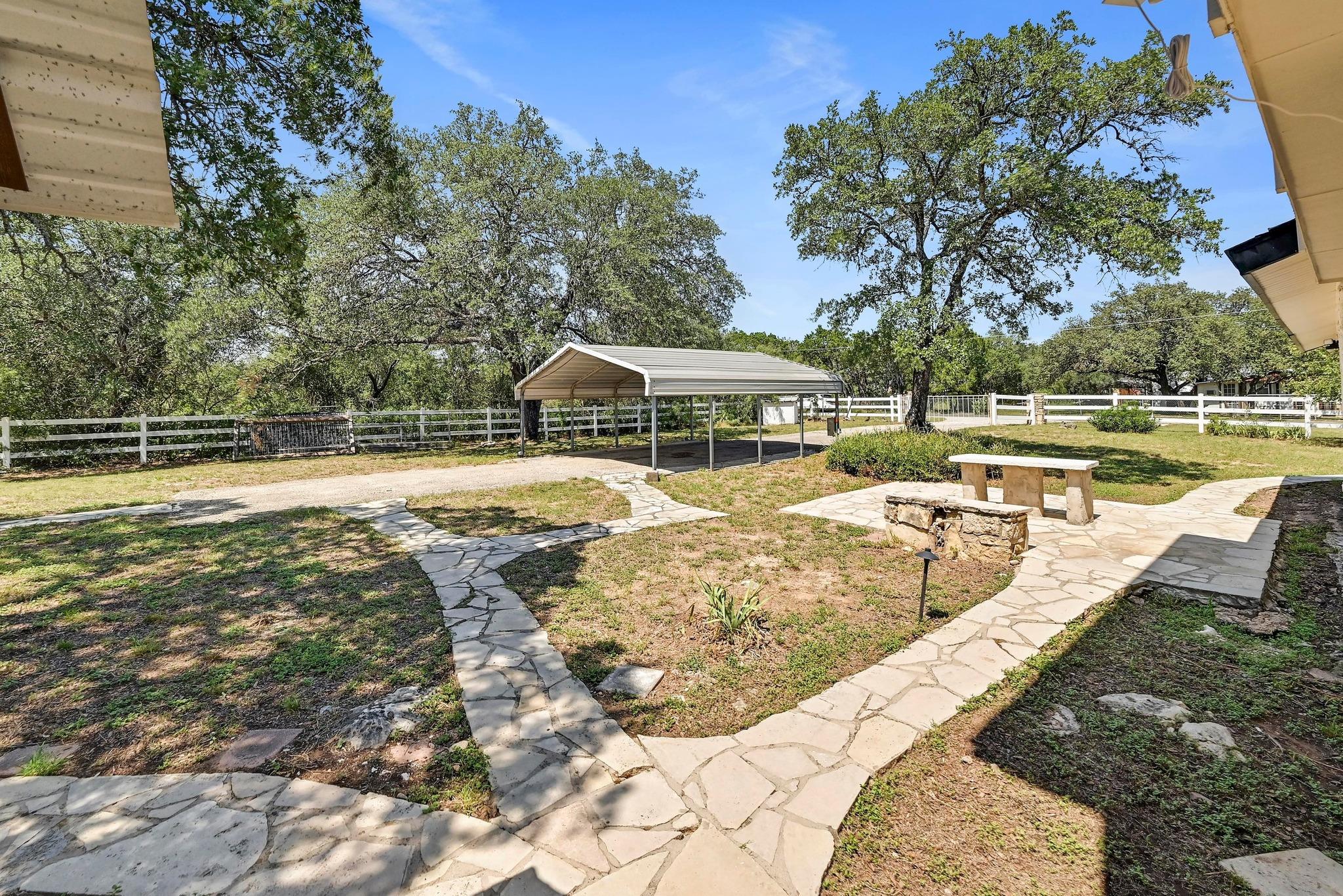 24701 & 000 Martin Ln, Spicewood, TX 78669