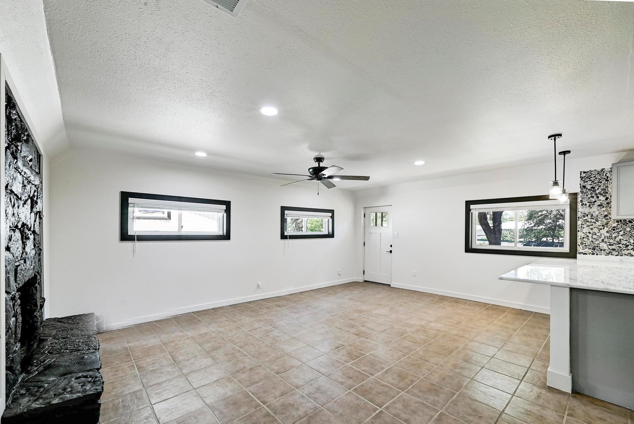 24701 & 000 Martin Ln, Spicewood, TX 78669