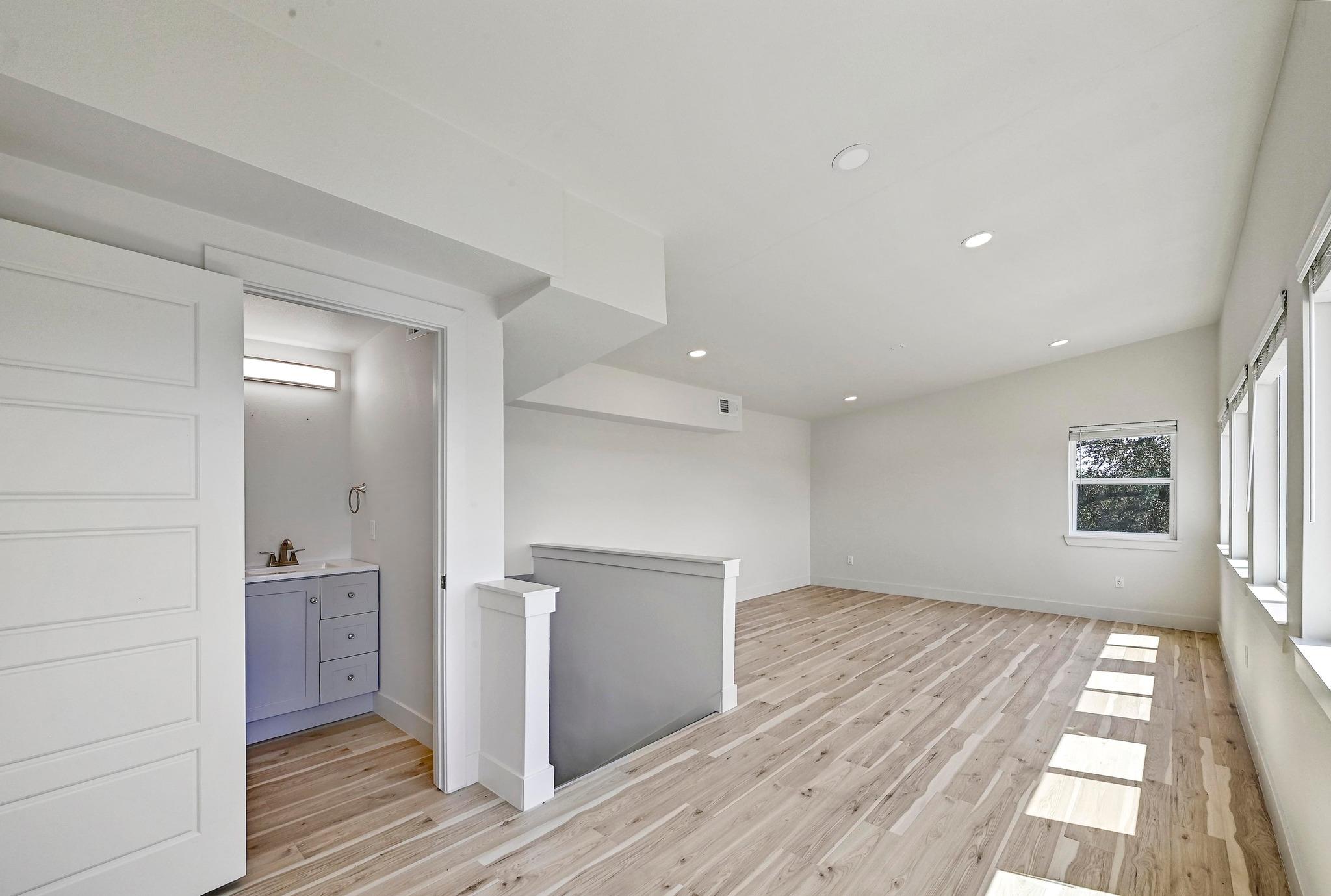 24701 & 000 Martin Ln, Spicewood, TX 78669