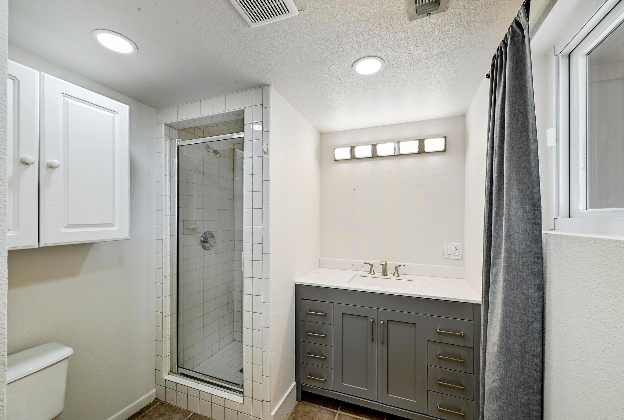 24701 & 000 Martin Ln, Spicewood, TX 78669