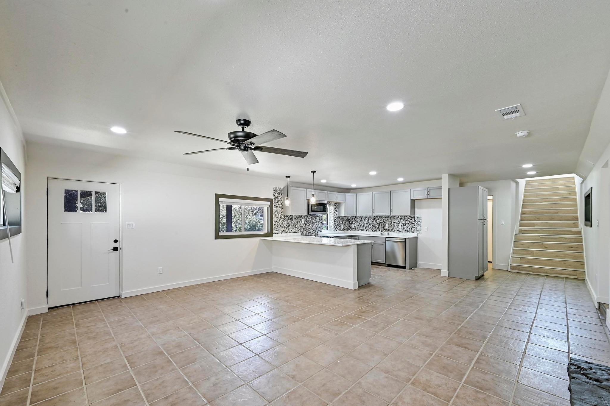 24701 & 000 Martin Ln, Spicewood, TX 78669