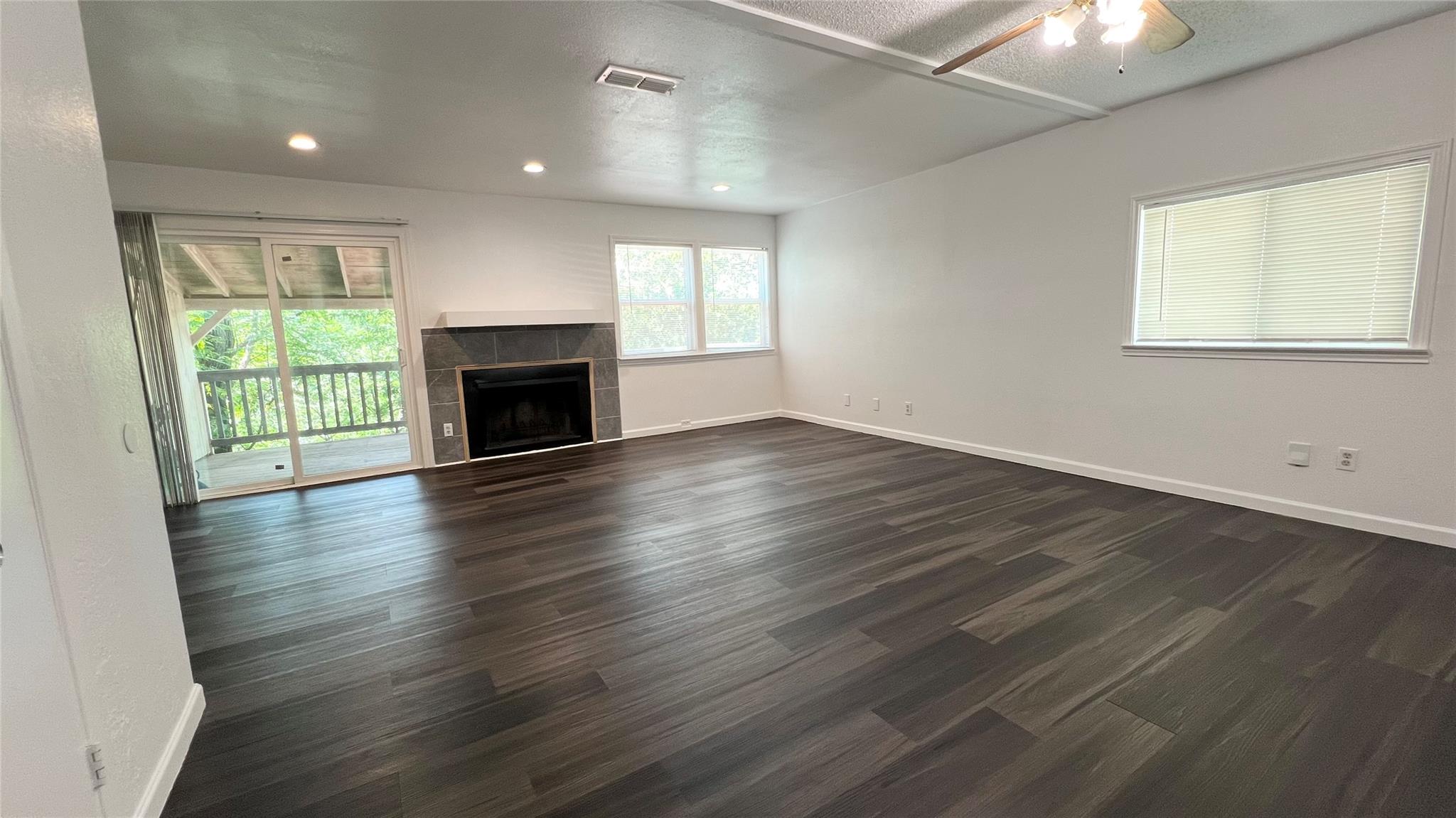 3601 North Hills Dr # D, Austin, TX 78731