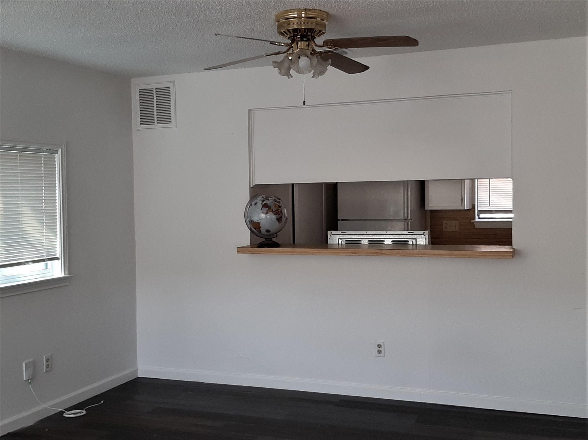 3601 North Hills Dr # D, Austin, TX 78731