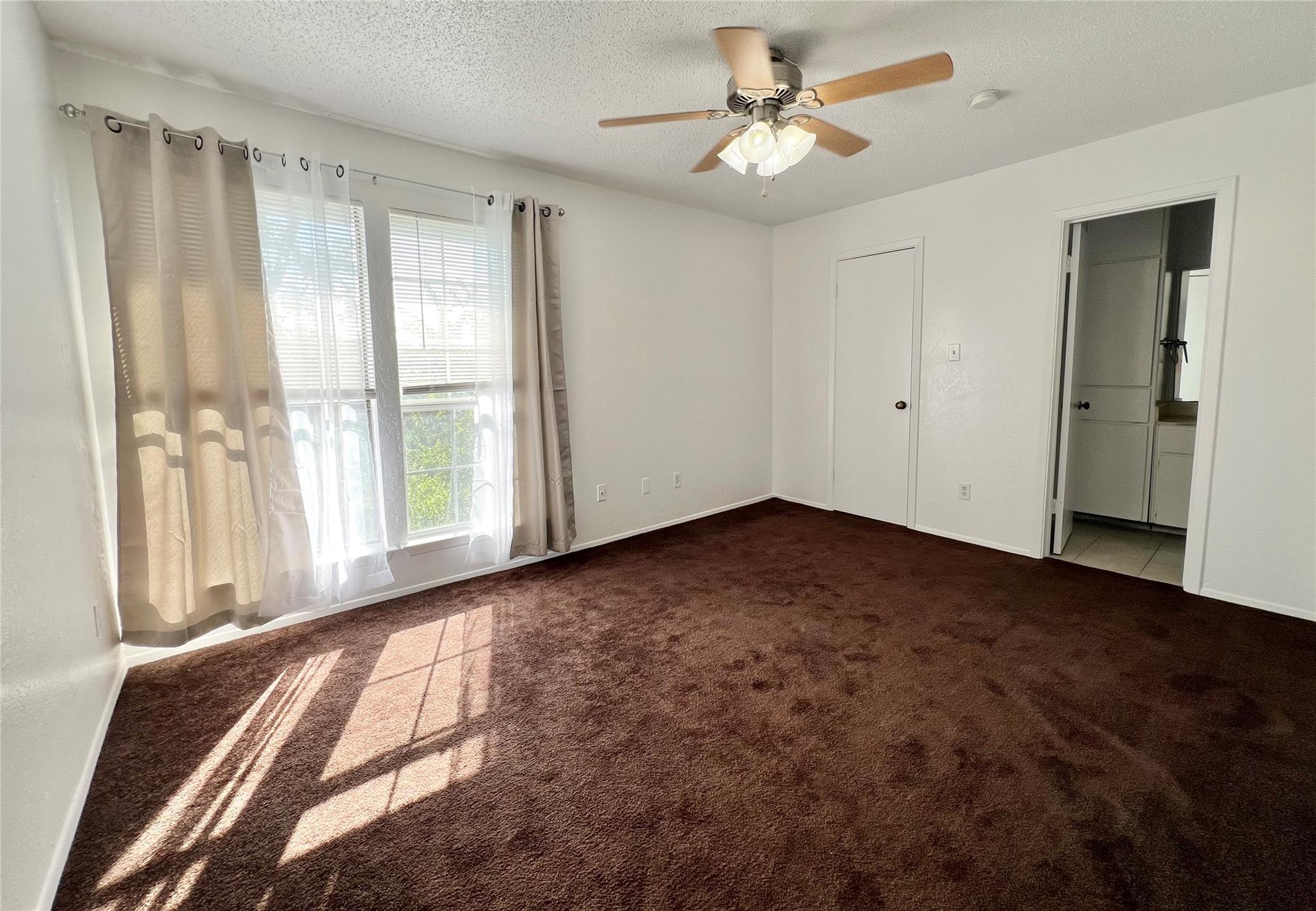 3601 North Hills Dr # D, Austin, TX 78731