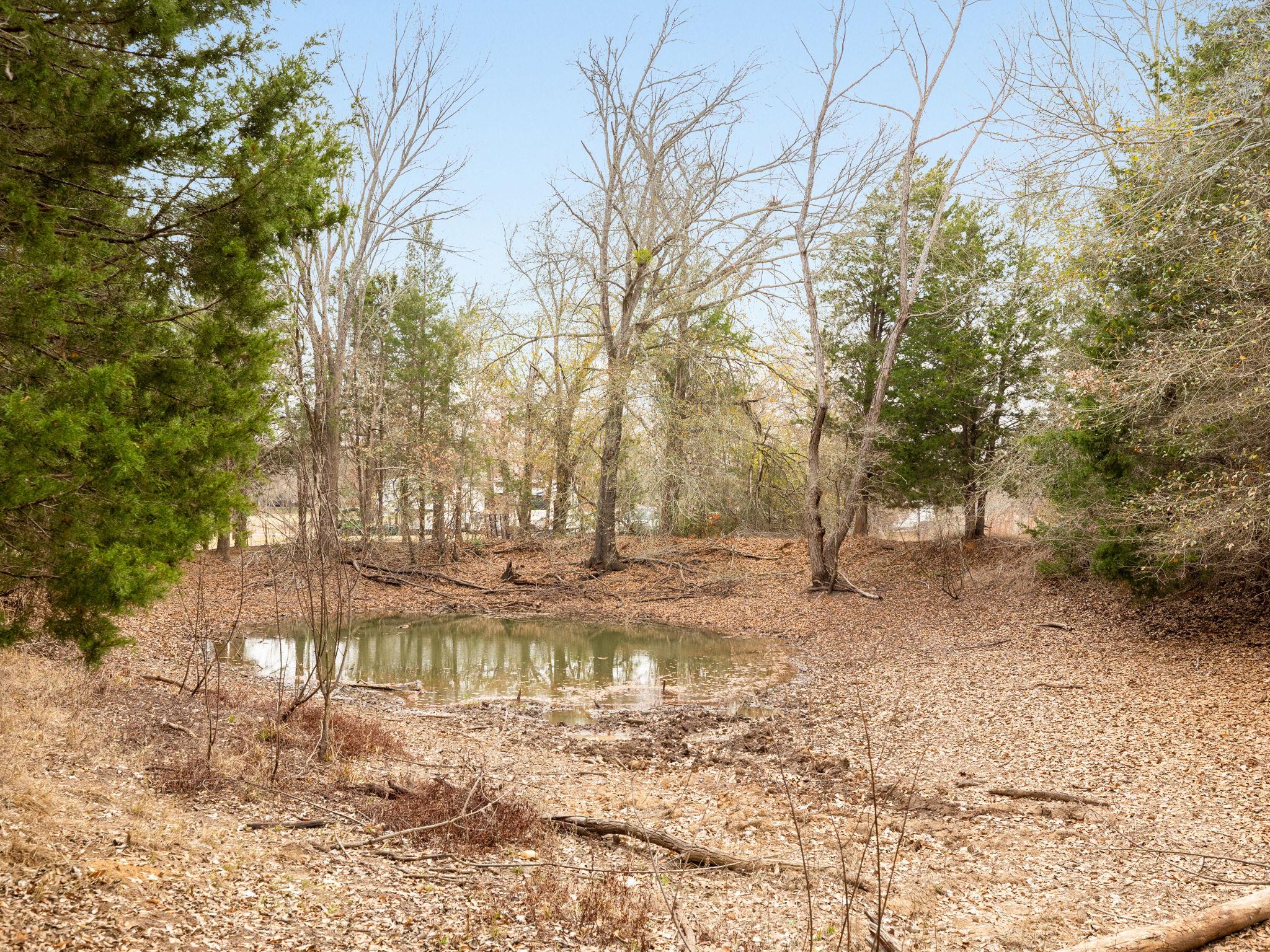 1504 County Road 459, Thorndale, TX 76577