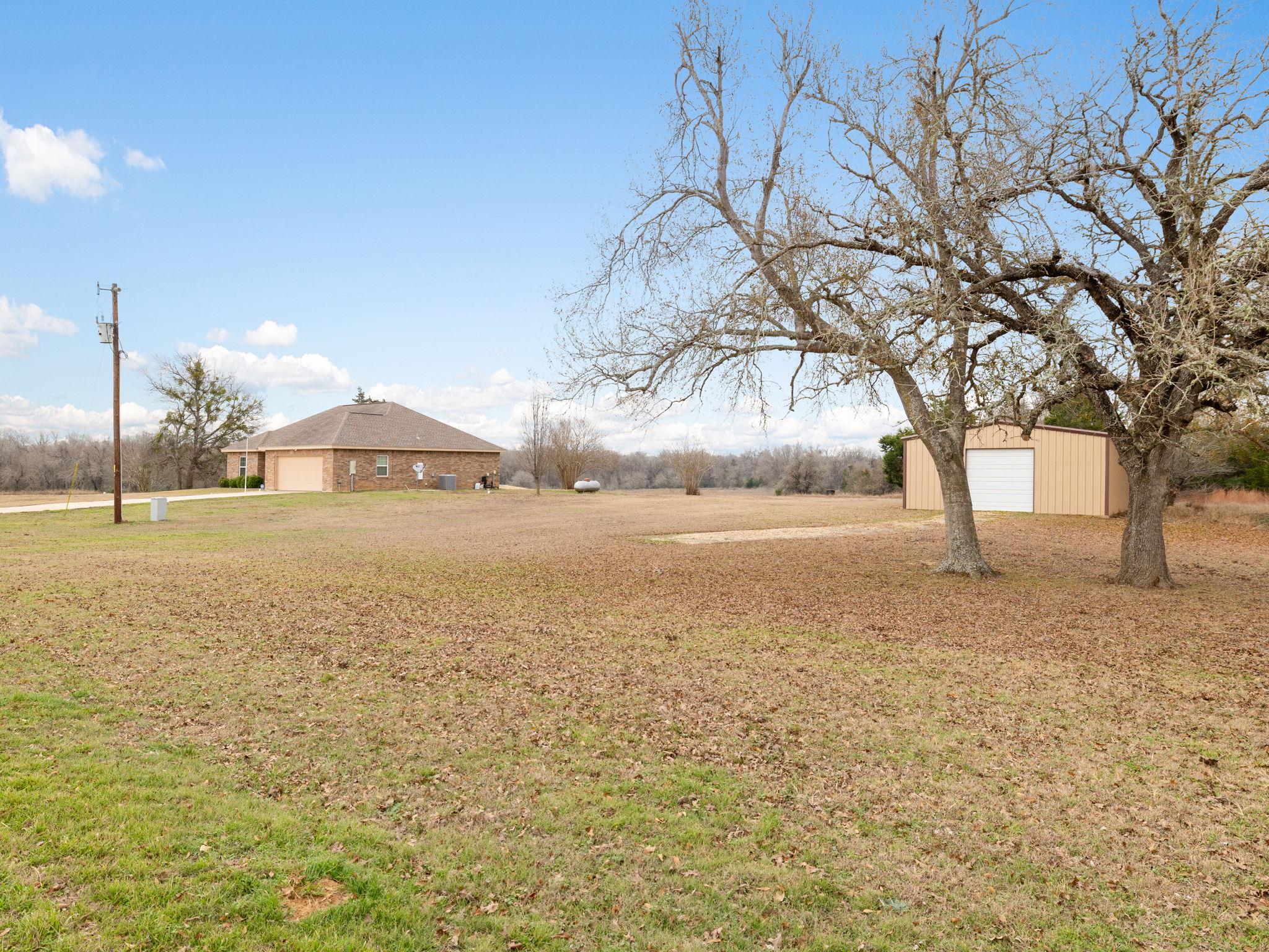1504 County Road 459, Thorndale, TX 76577