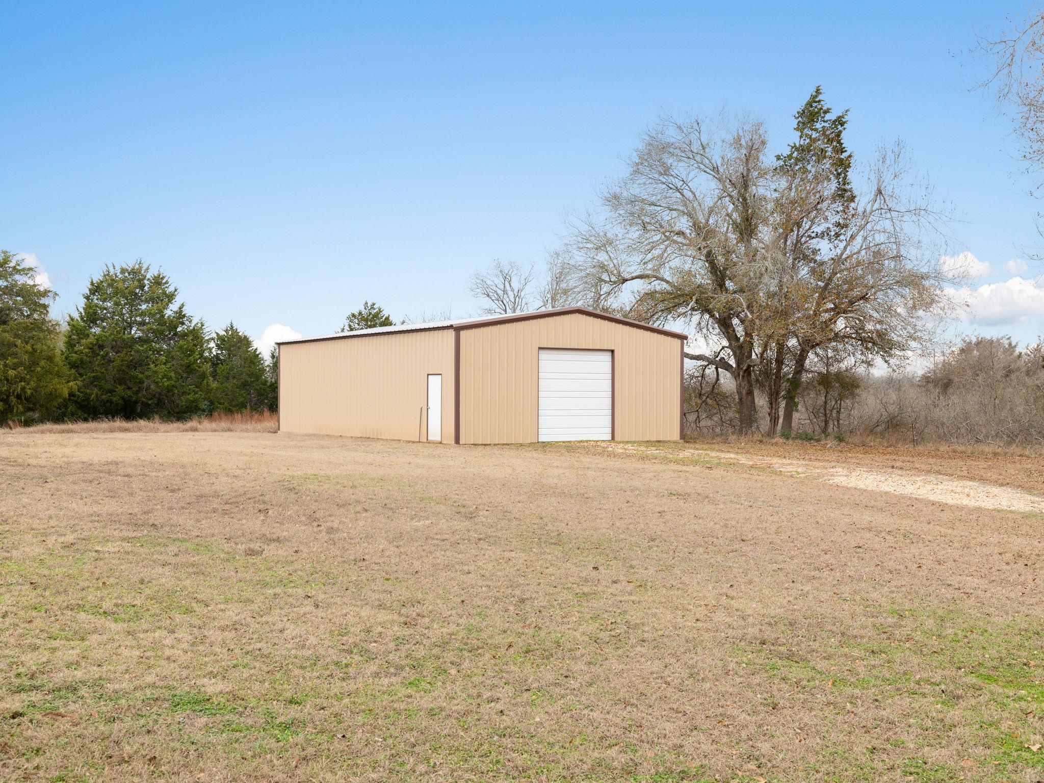 1504 County Road 459, Thorndale, TX 76577