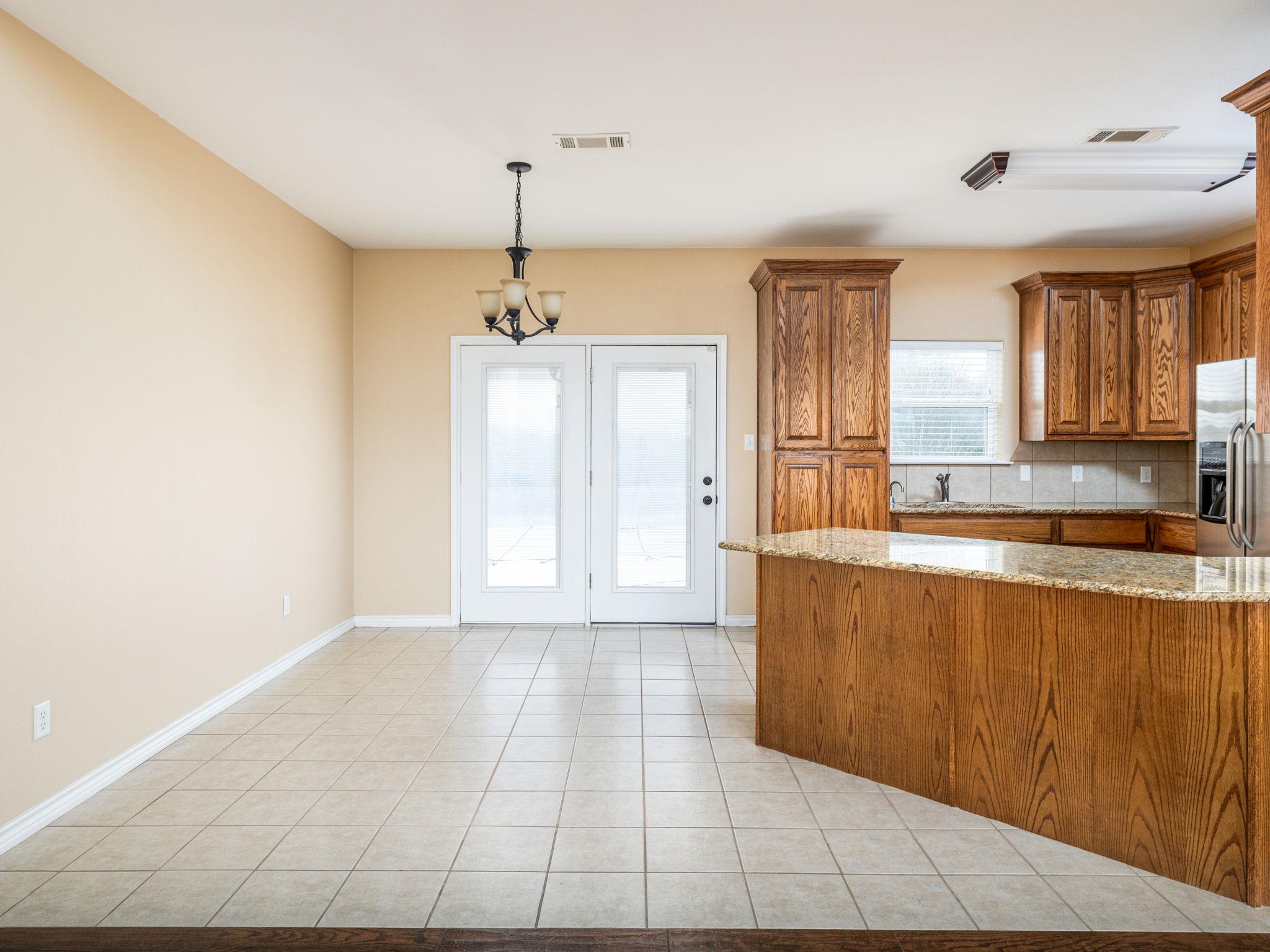 1504 County Road 459, Thorndale, TX 76577