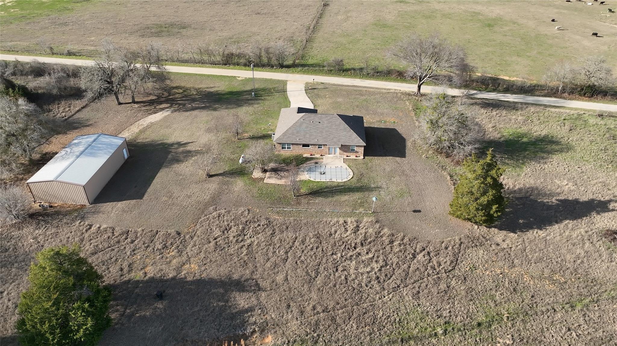 1504 County Road 459, Thorndale, TX 76577